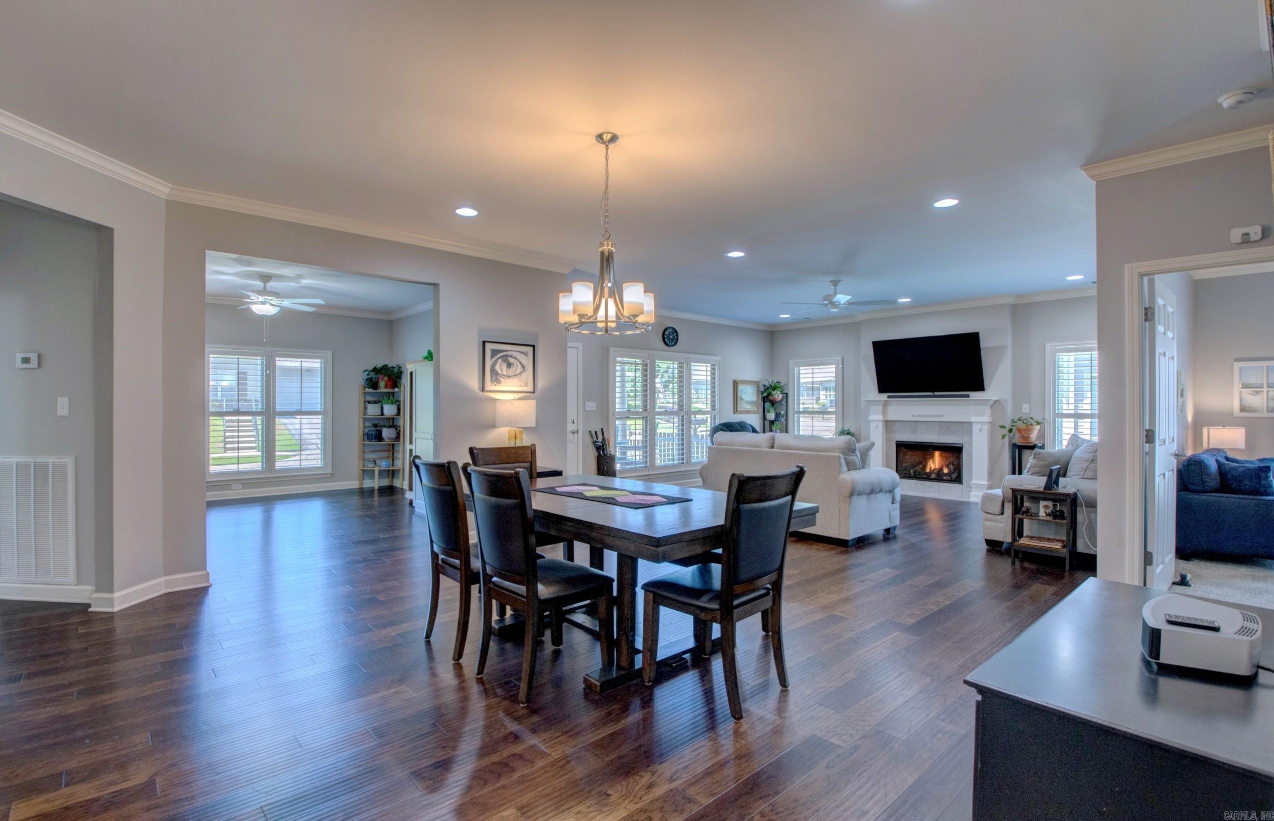 MOUNTAIN TERRACE ESTATES TOWNHOM - Residential
