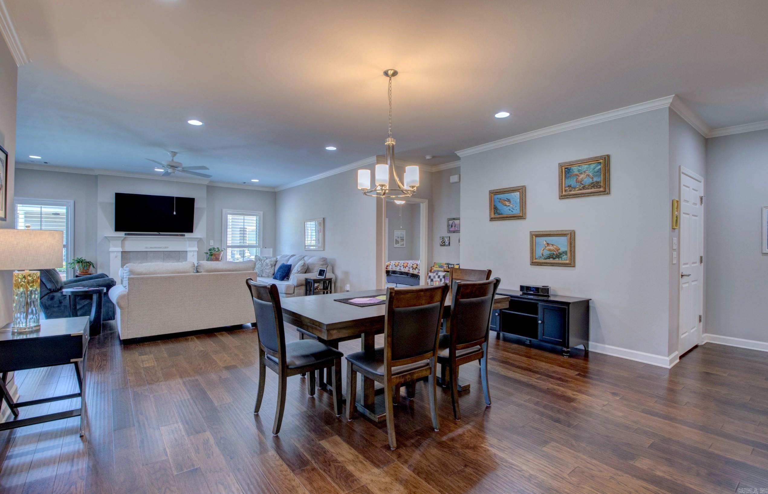MOUNTAIN TERRACE ESTATES TOWNHOM - Residential