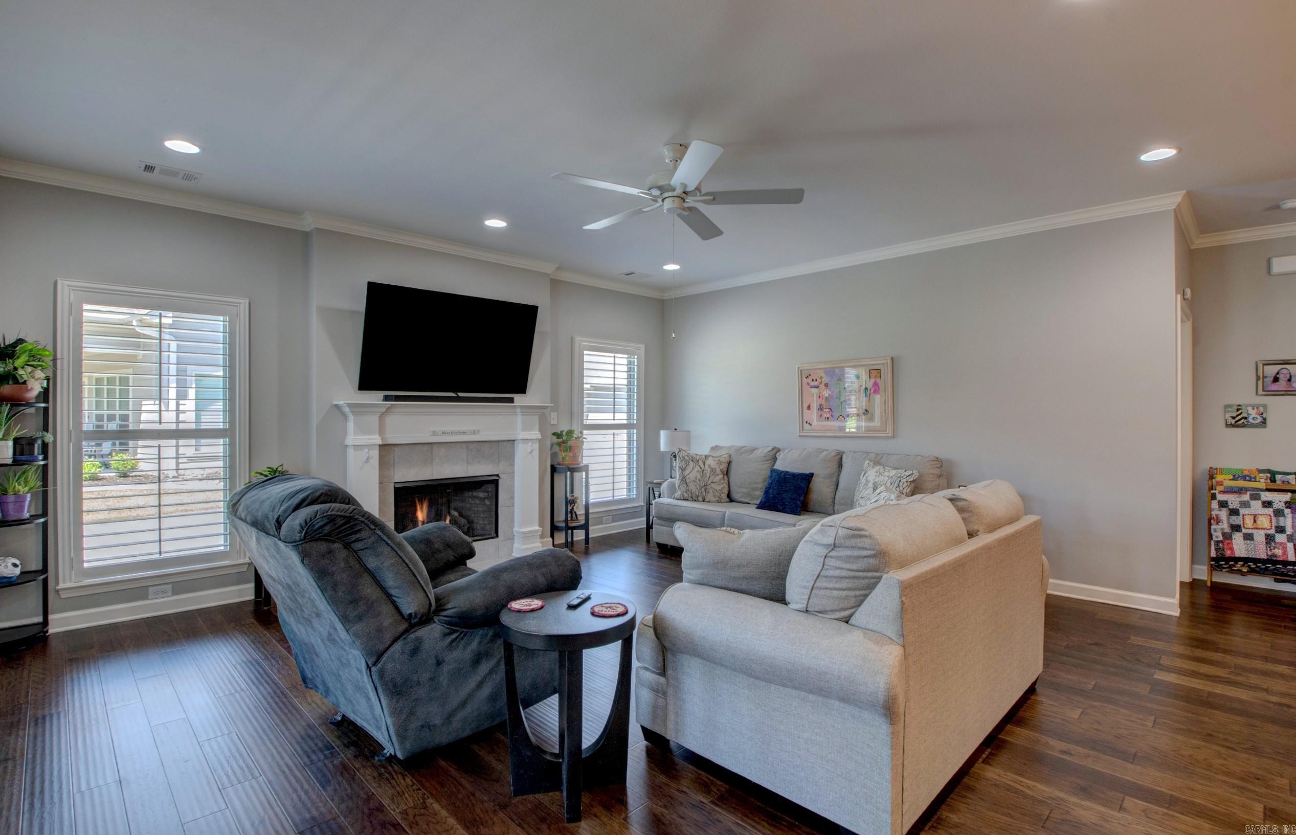 MOUNTAIN TERRACE ESTATES TOWNHOM - Residential