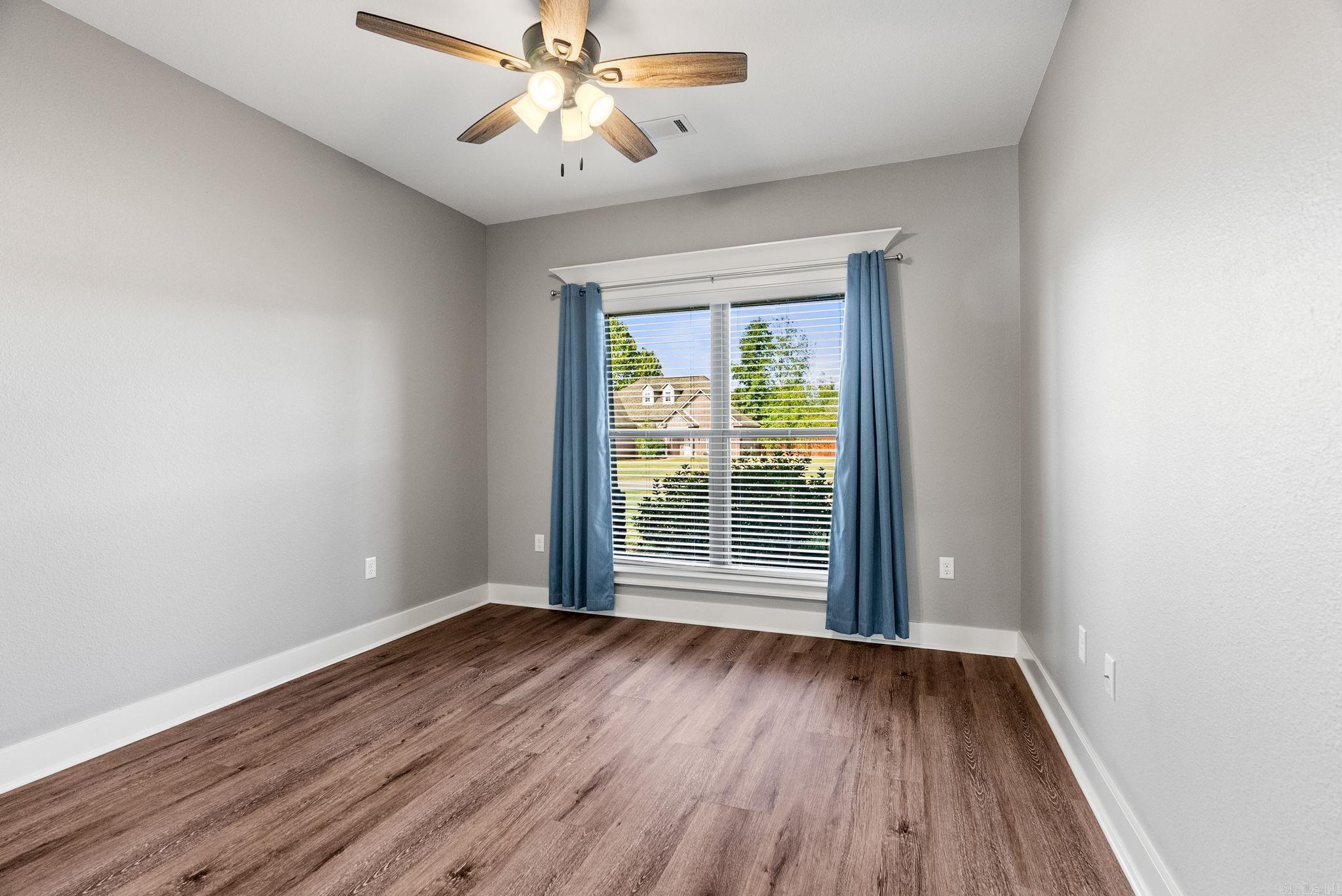 WILHELMINA COVE - Residential