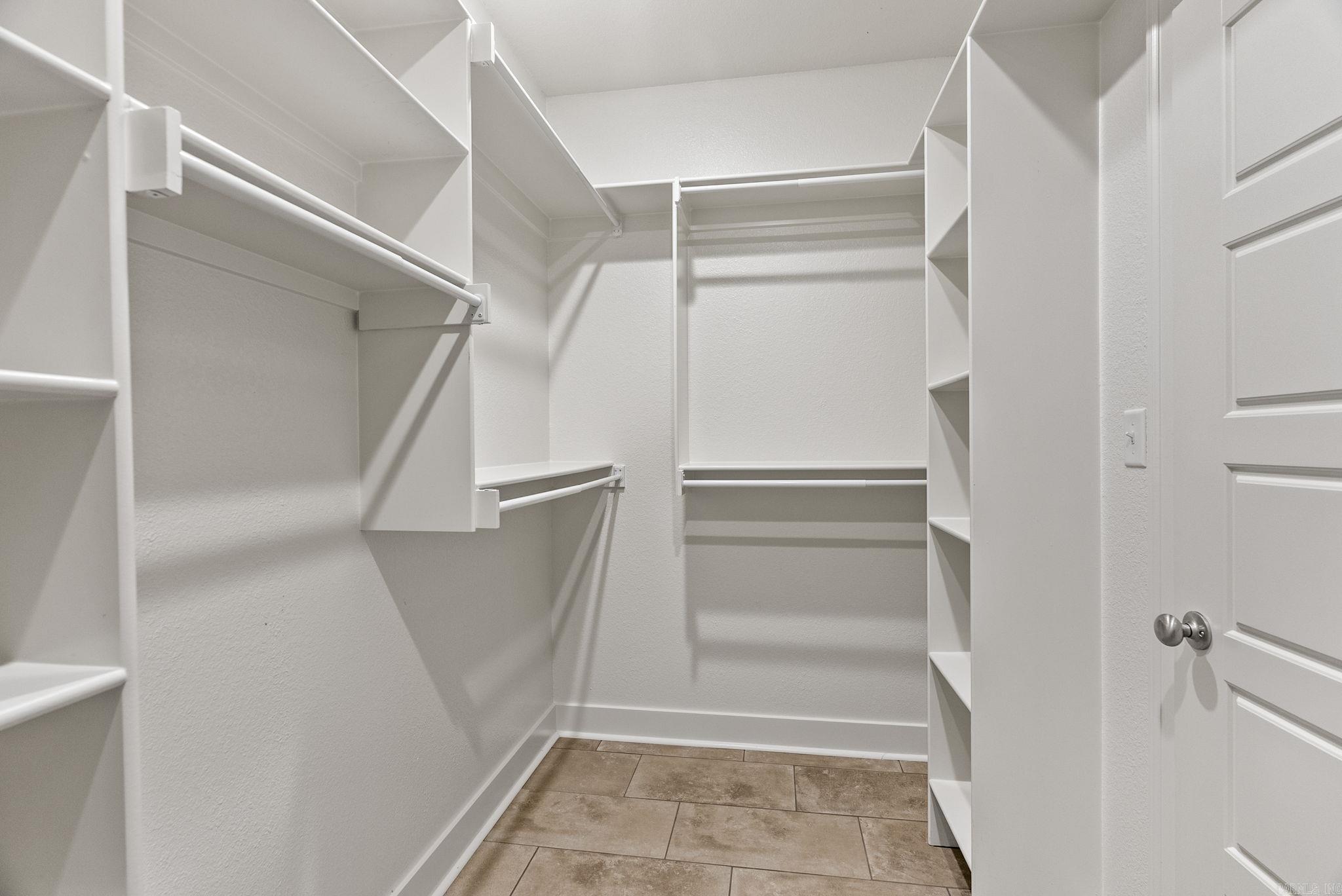 WILHELMINA COVE - Residential