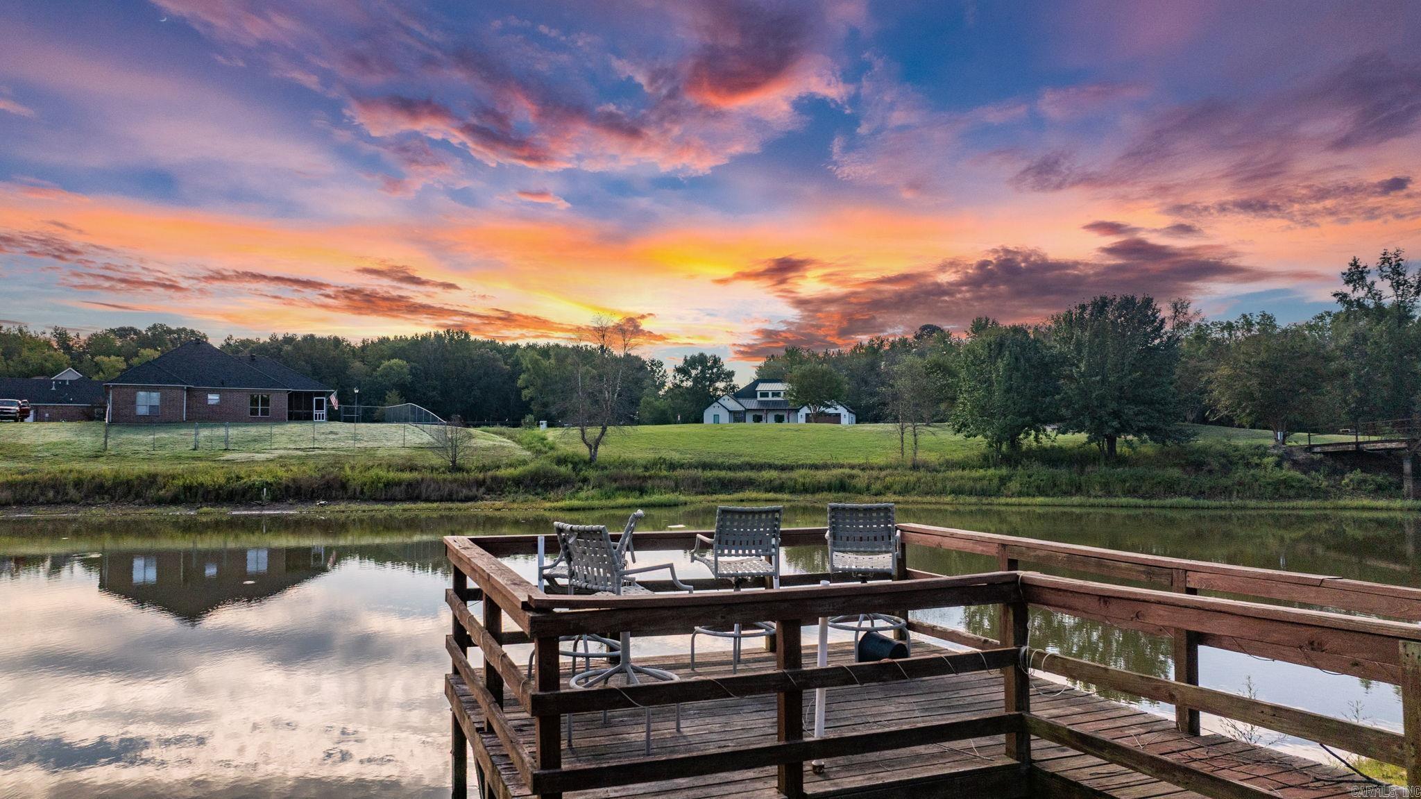 WILHELMINA COVE - Residential