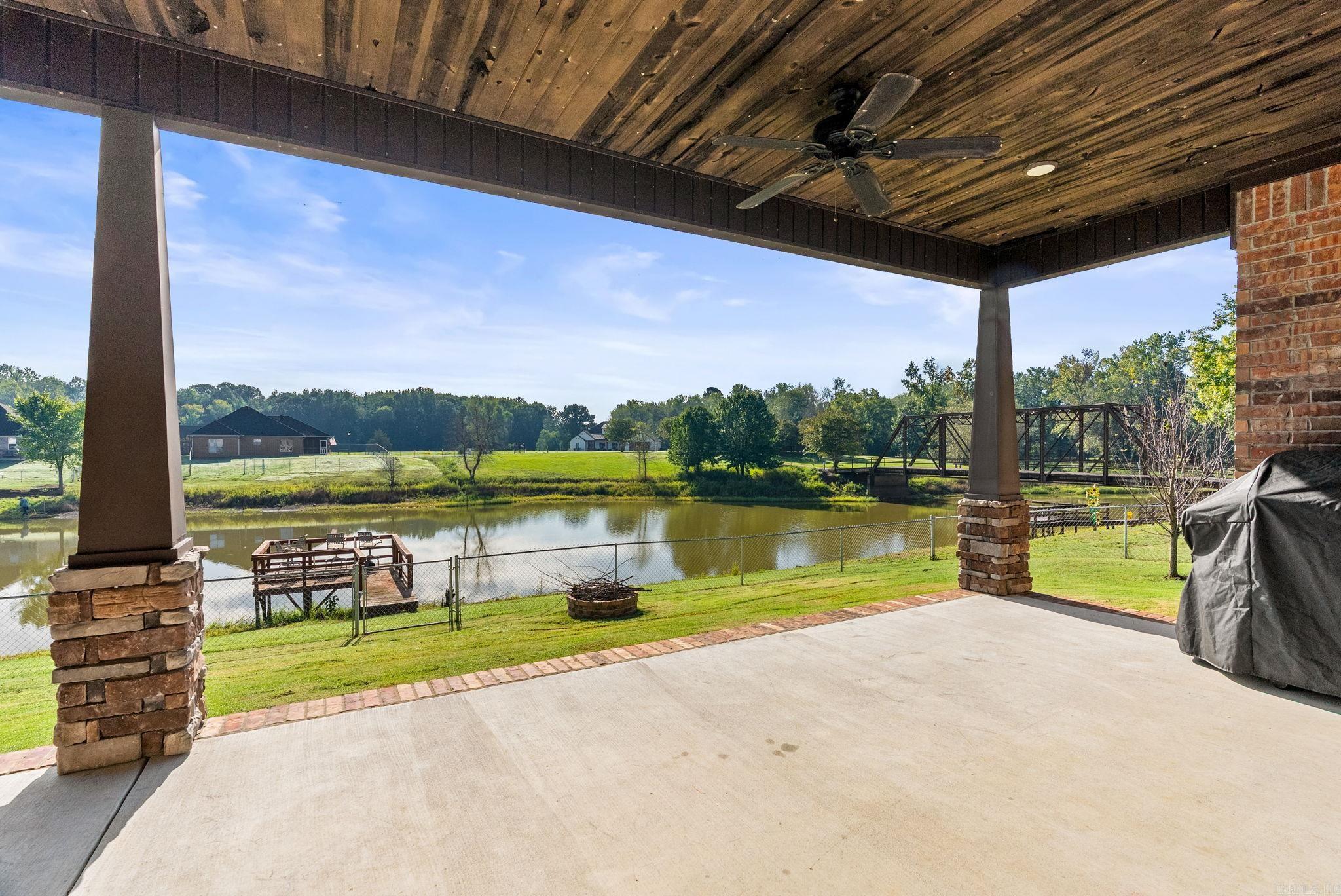 WILHELMINA COVE - Residential