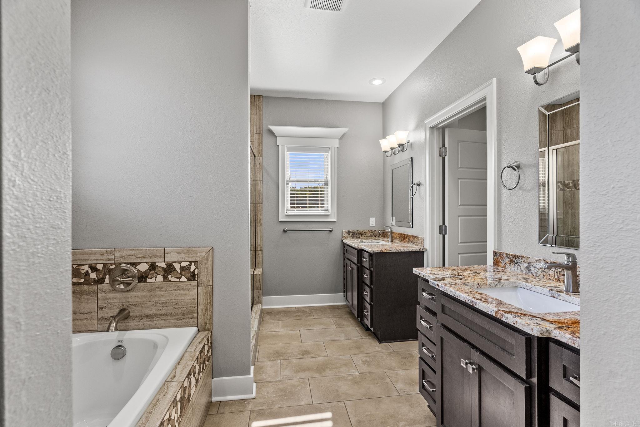 WILHELMINA COVE - Residential