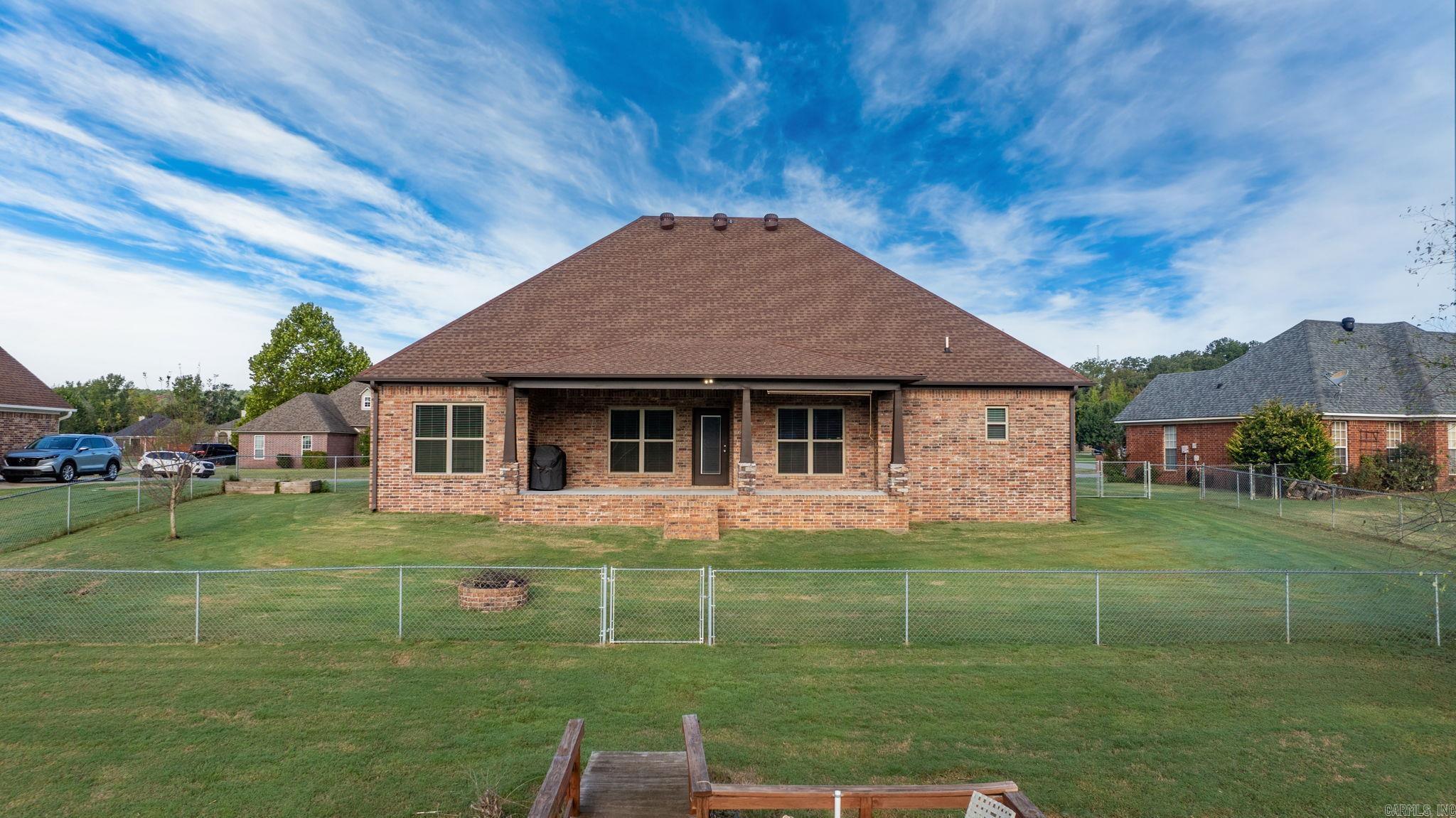 WILHELMINA COVE - Residential