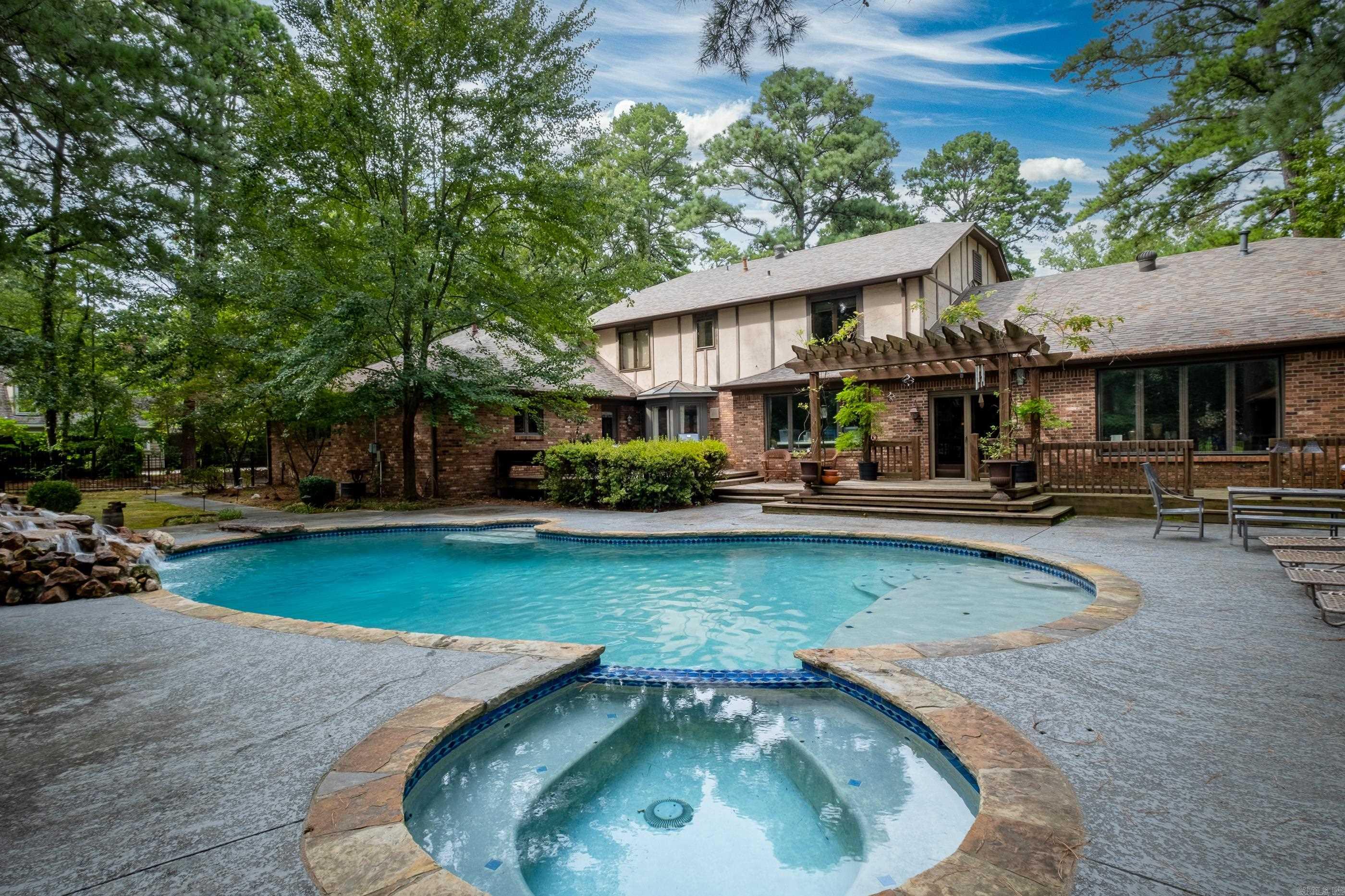 PLEASANT VALLEY - Residential