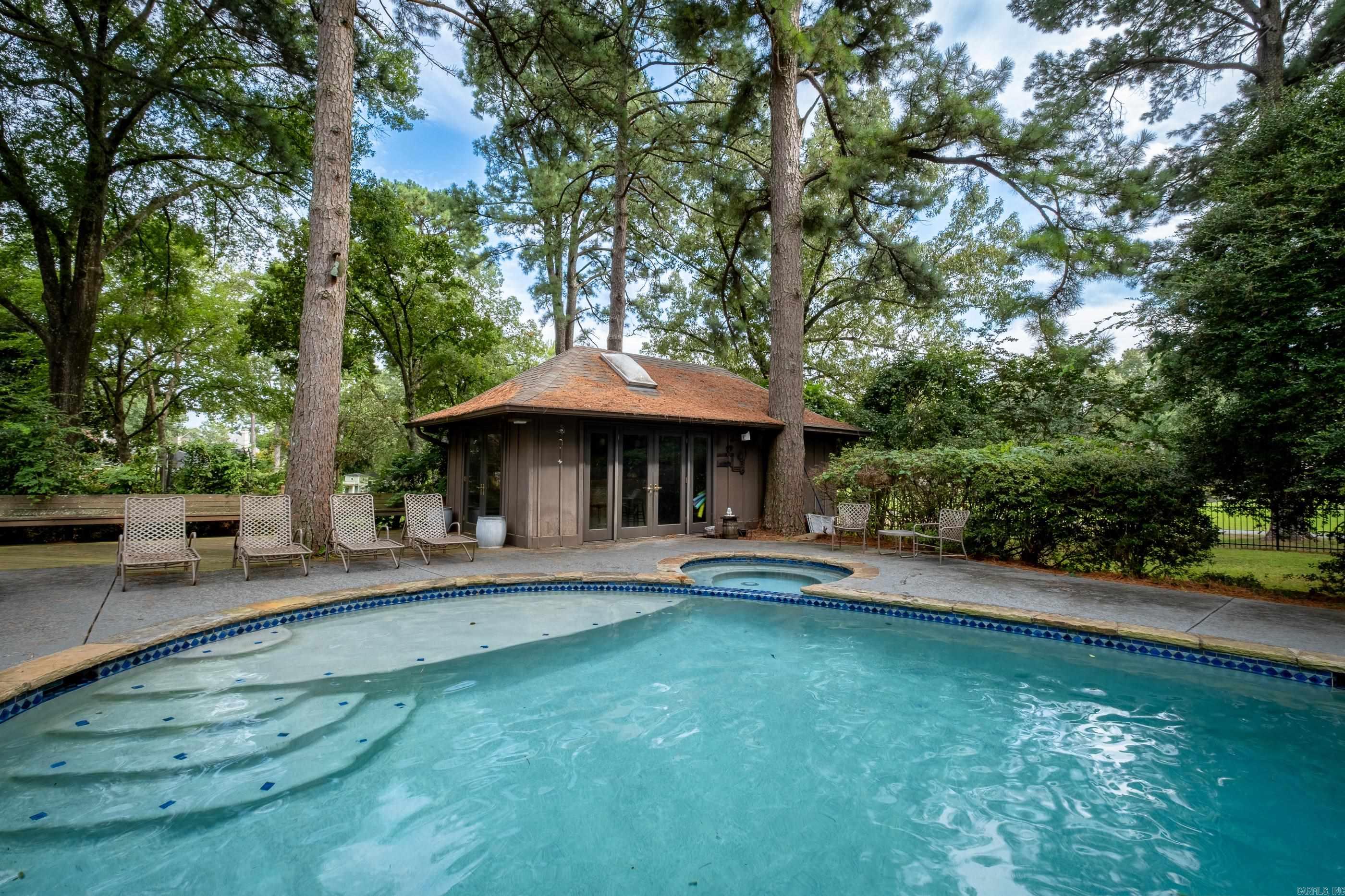 PLEASANT VALLEY - Residential