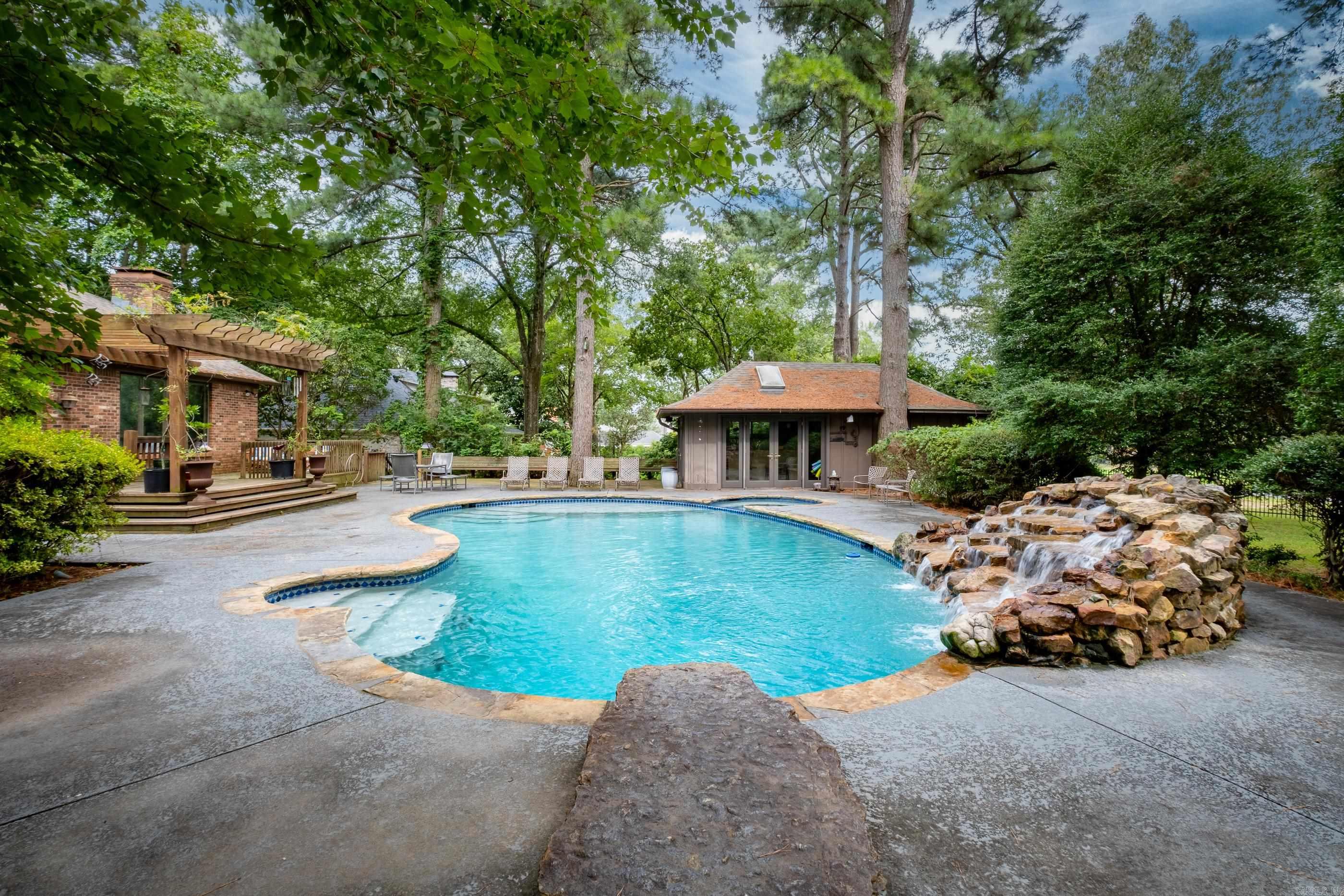 PLEASANT VALLEY - Residential