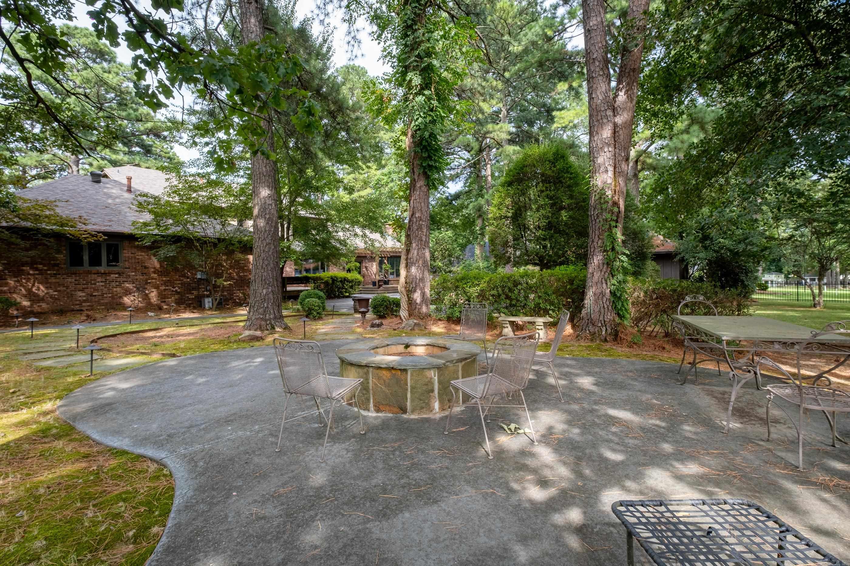 PLEASANT VALLEY - Residential