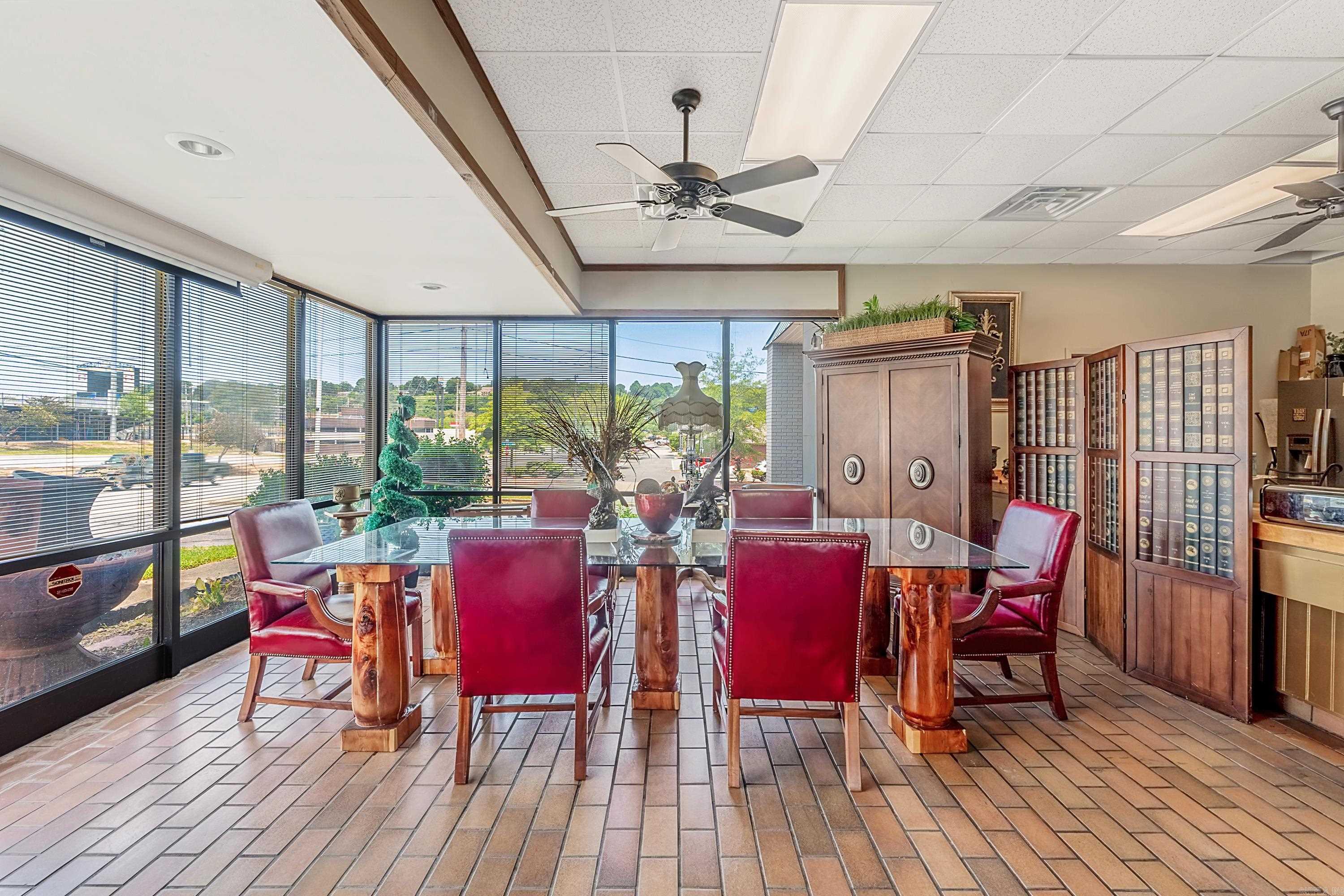 Wildberger - Commercial Sale