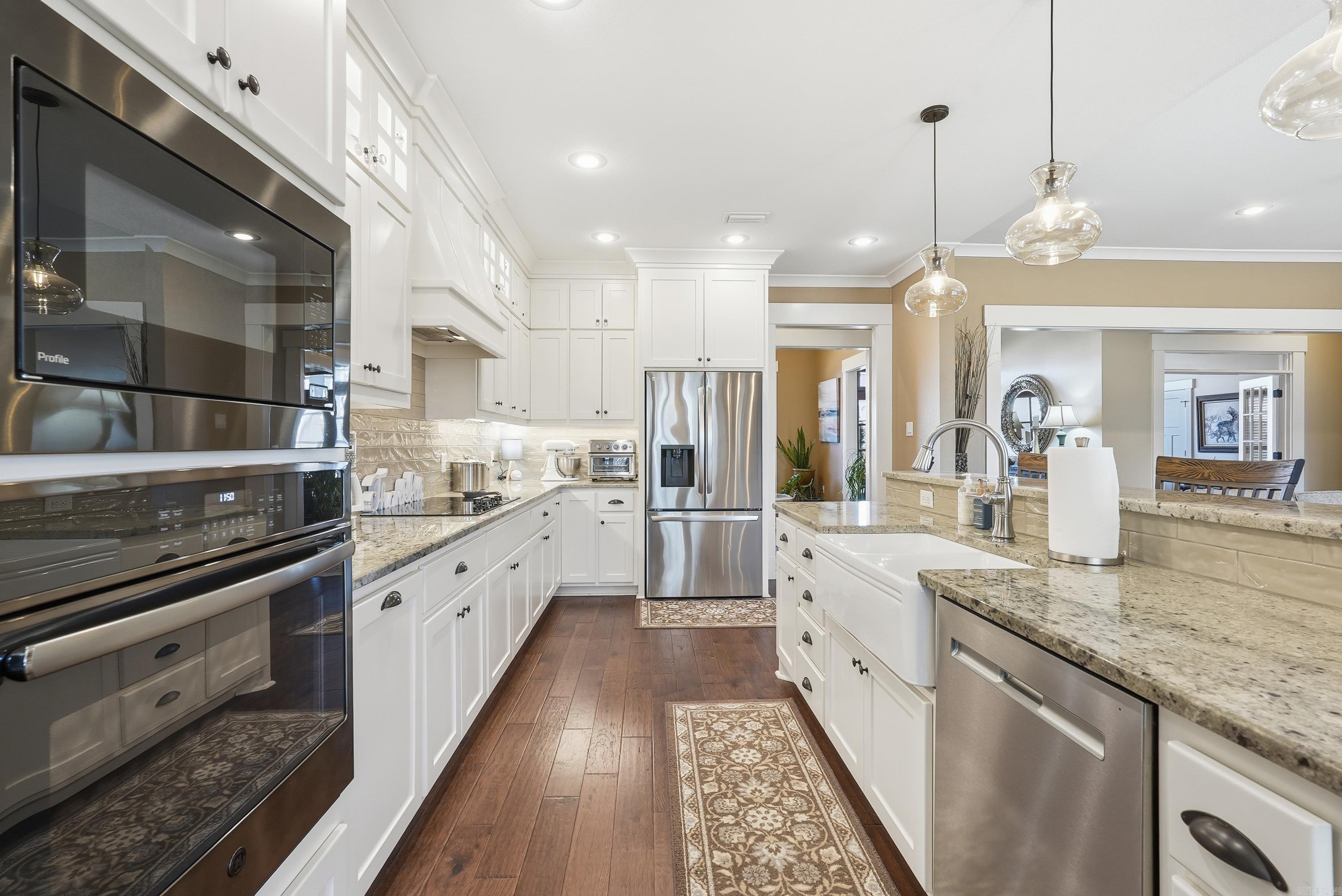 PERSIMMON RIDGE ESTATES - Residential