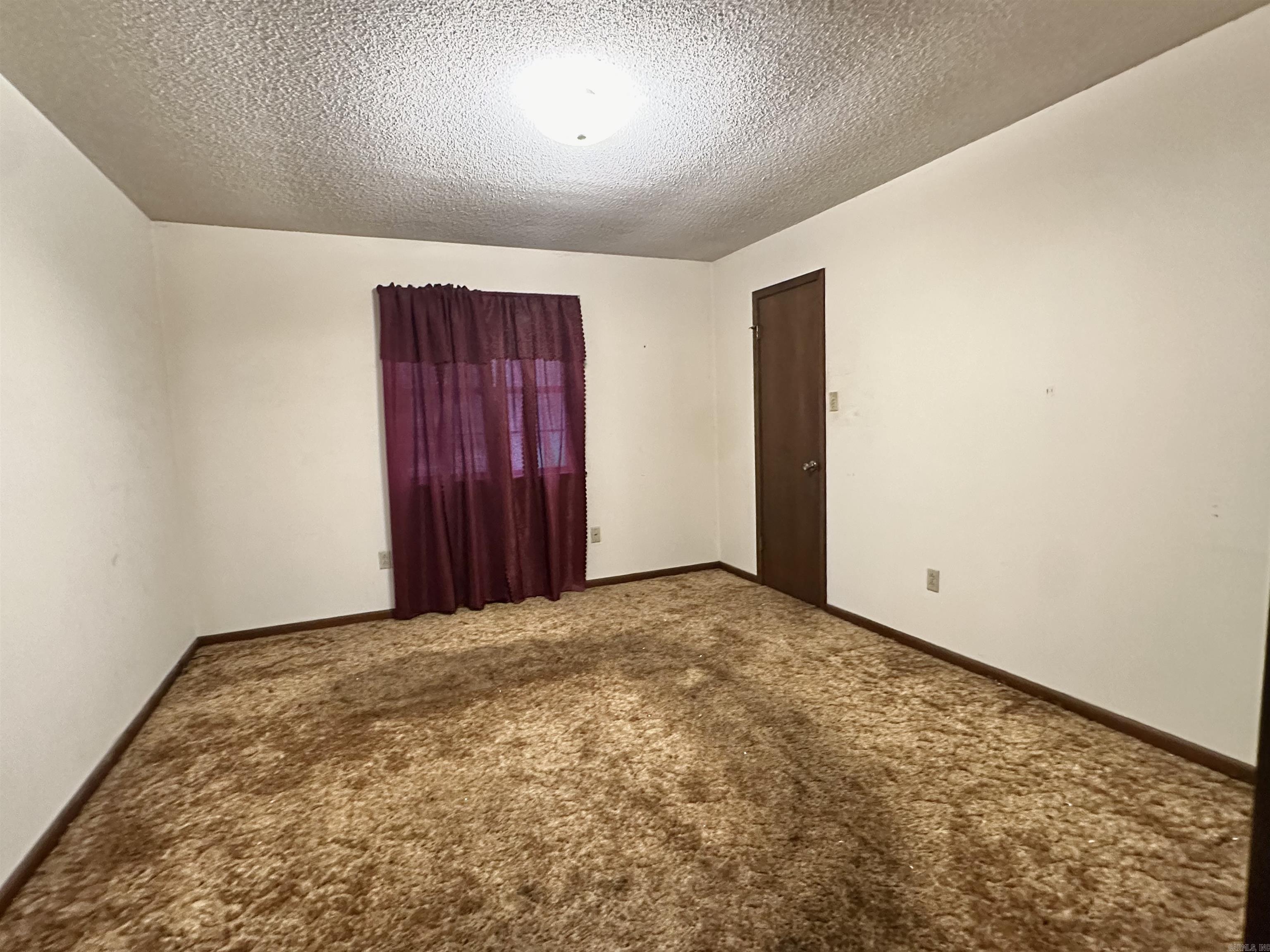 LUND & HILL (ORIGINAL TOWN) - Residential