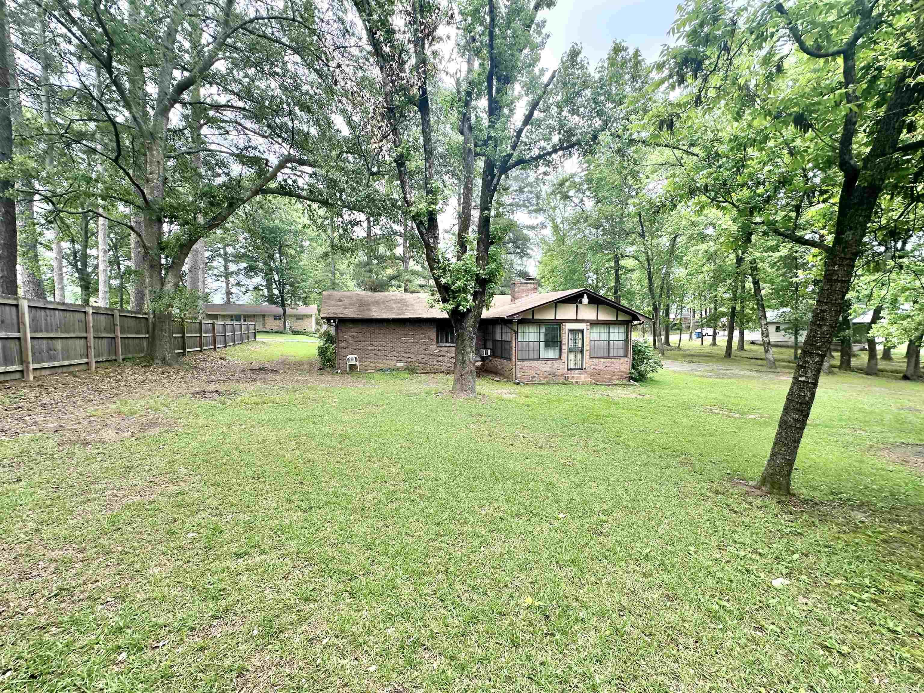 LUND & HILL (ORIGINAL TOWN) - Residential