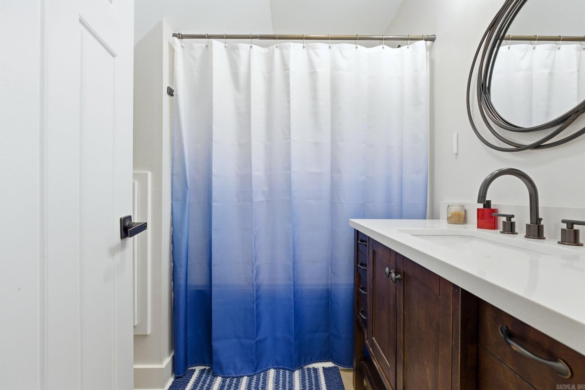 MIDTOWN BRYANT - Residential