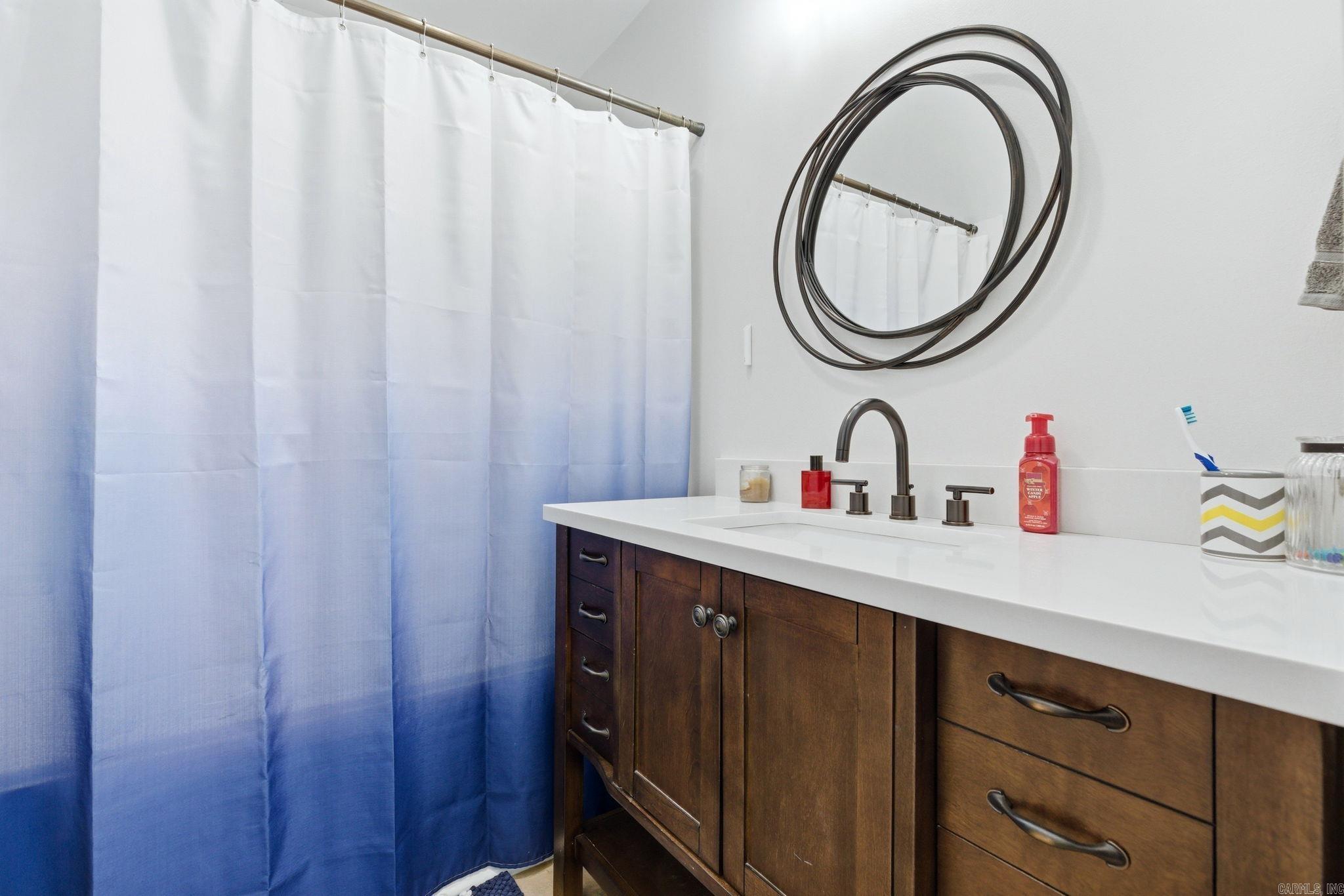 MIDTOWN BRYANT - Residential