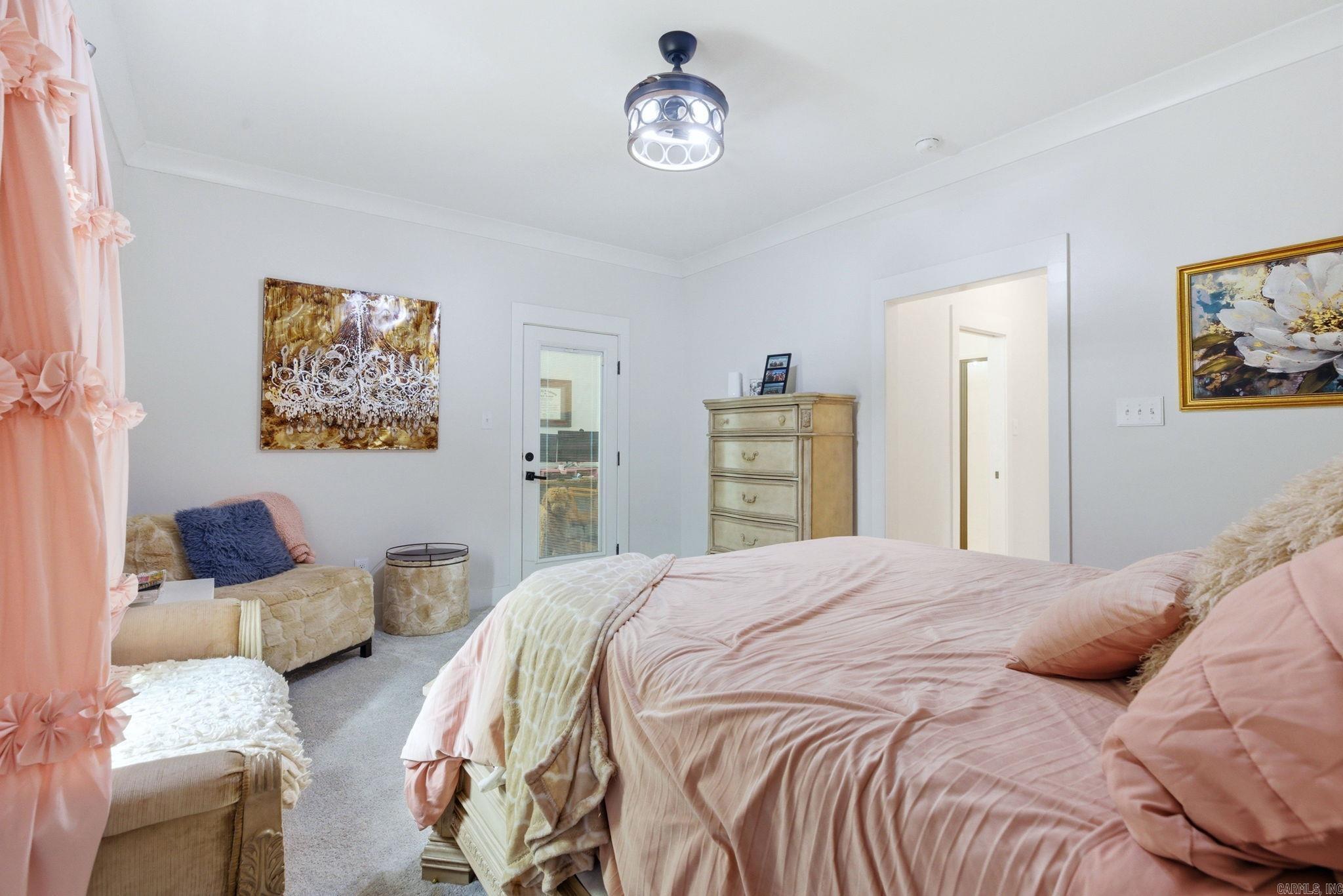 MIDTOWN BRYANT - Residential