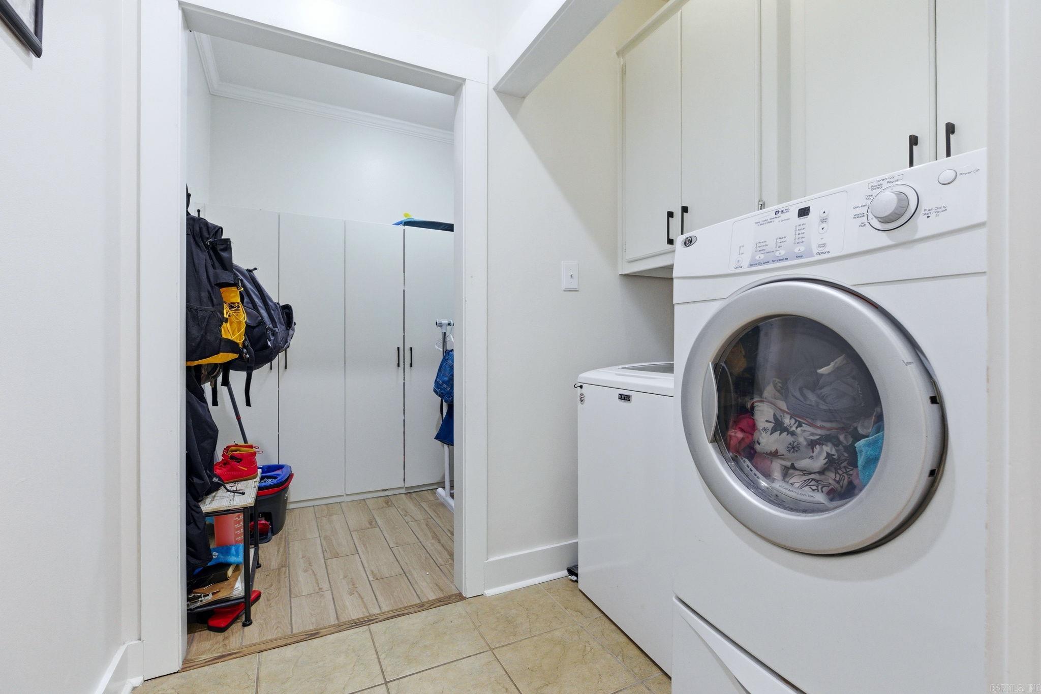 MIDTOWN BRYANT - Residential