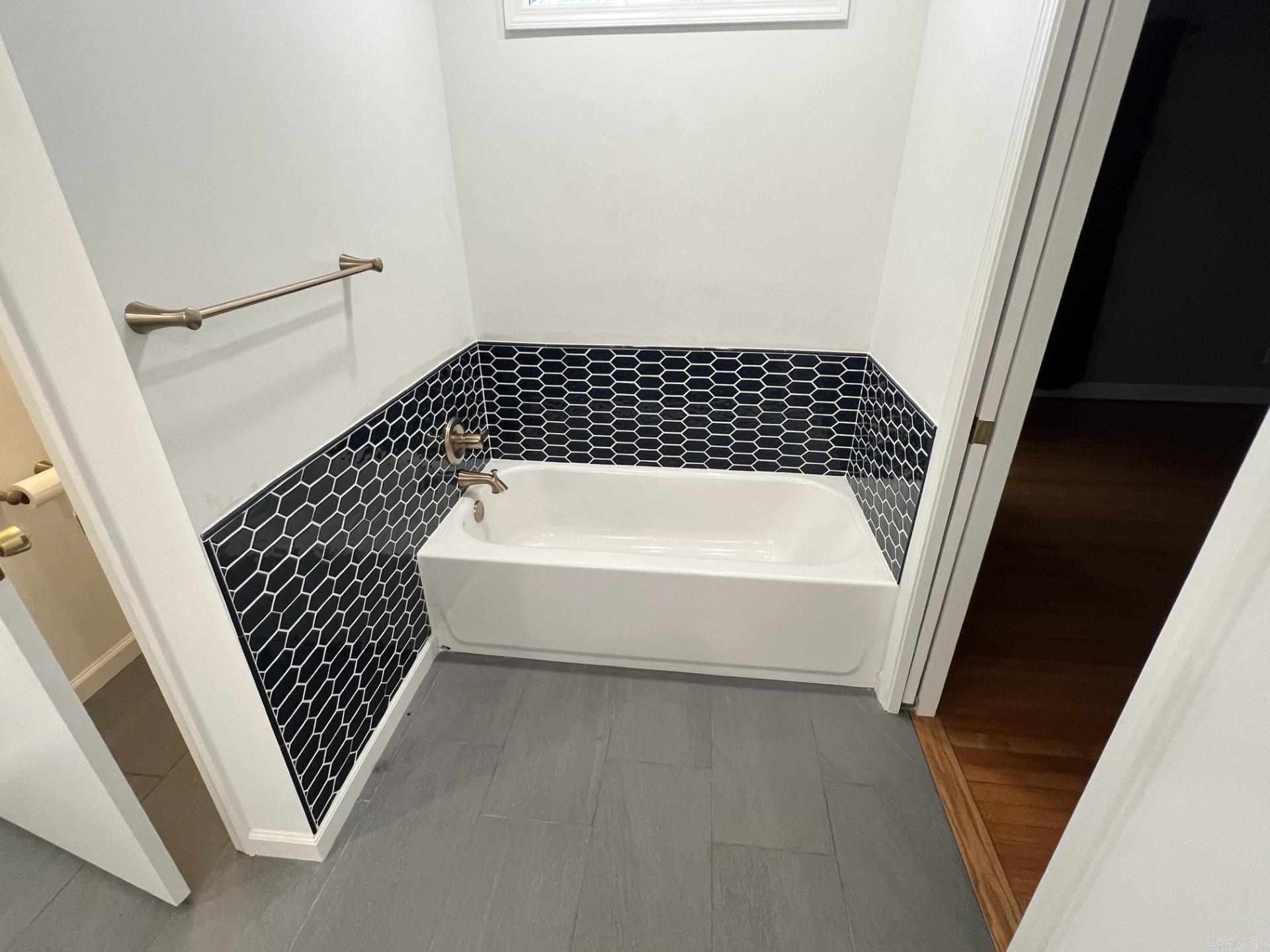 Pulaski Heights - Residential Lease