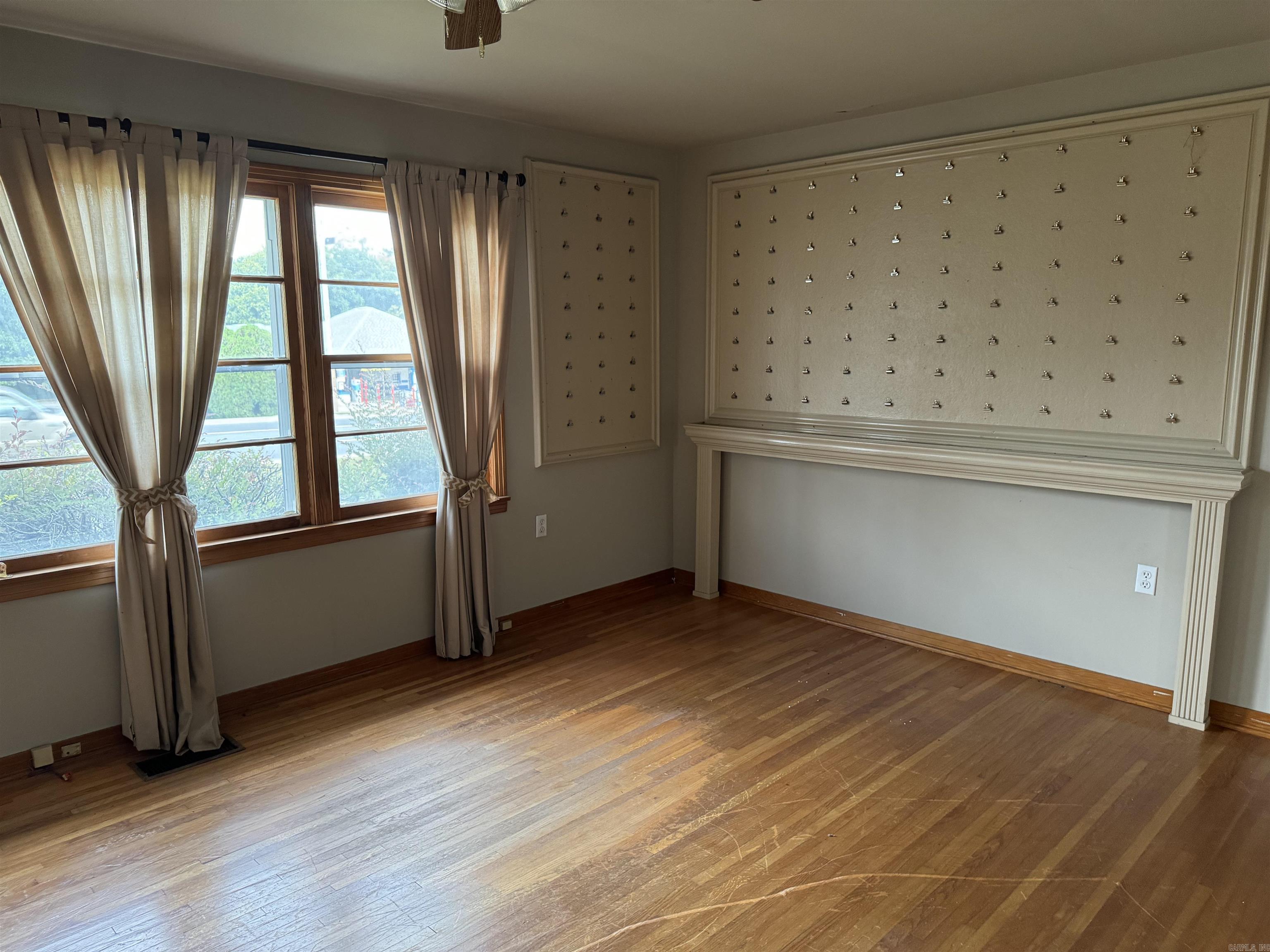 NORTH ADDITION - Commercial Sale