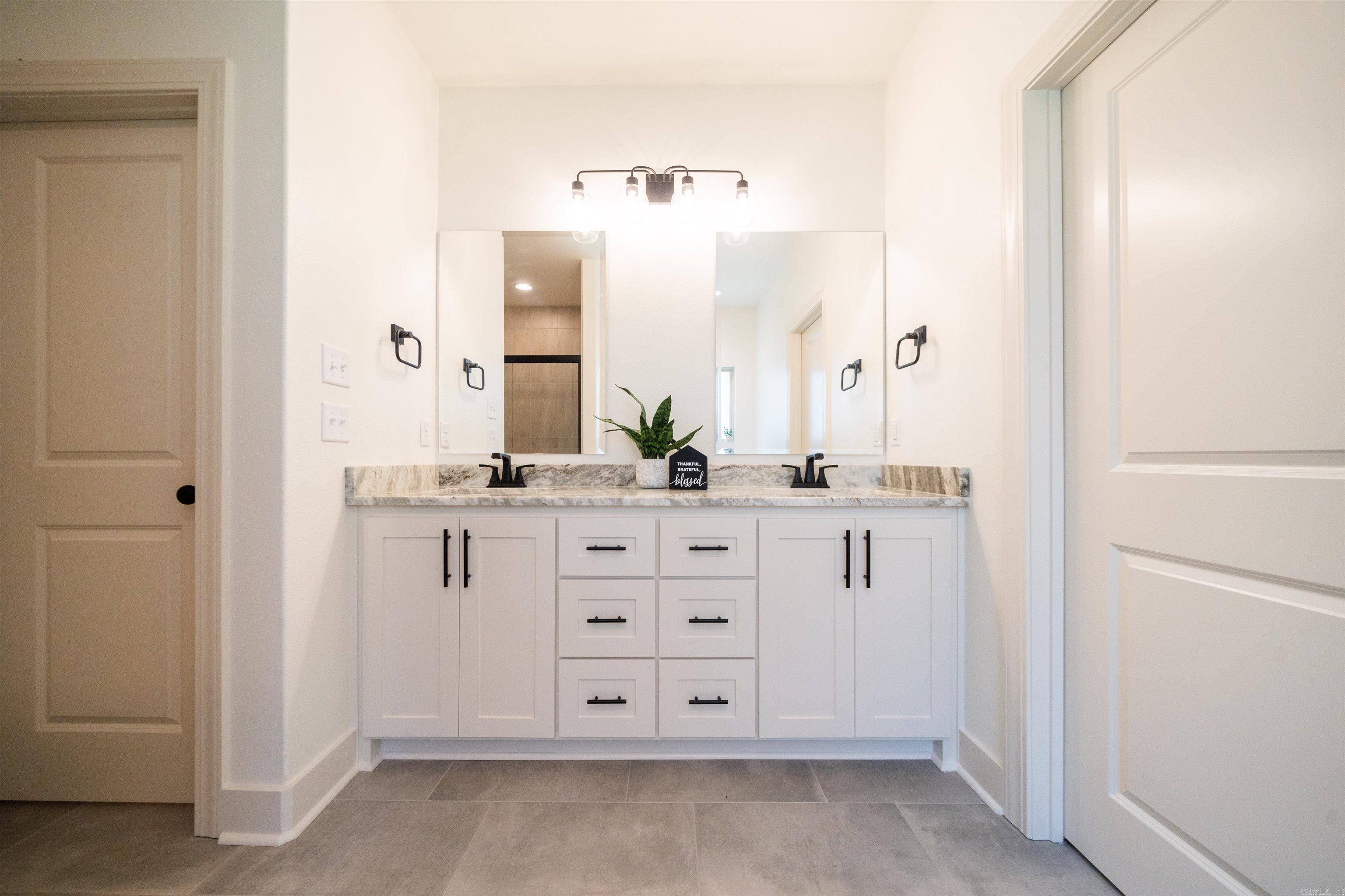 GIBRALTER HGTS - Residential