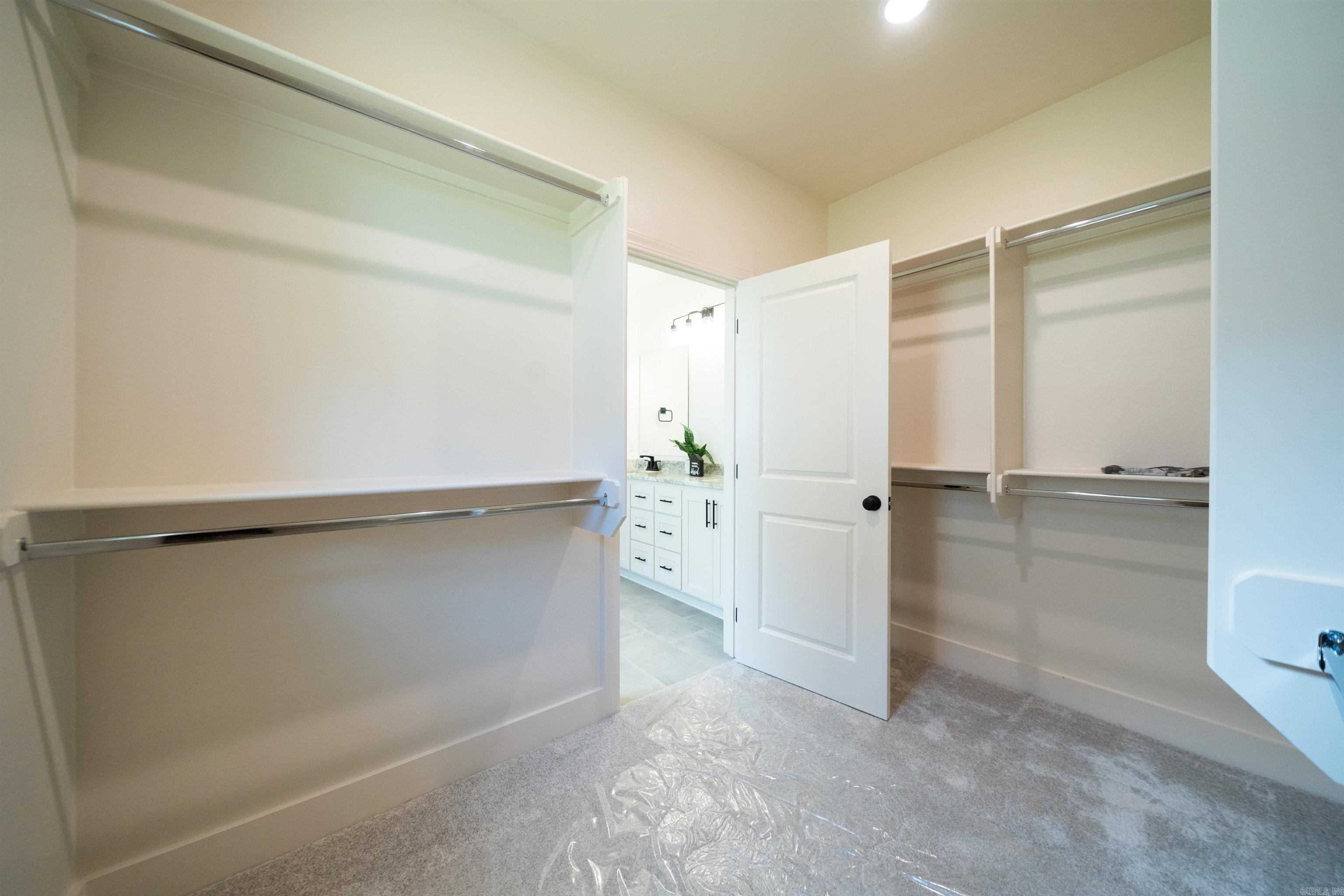 GIBRALTER HGTS - Residential