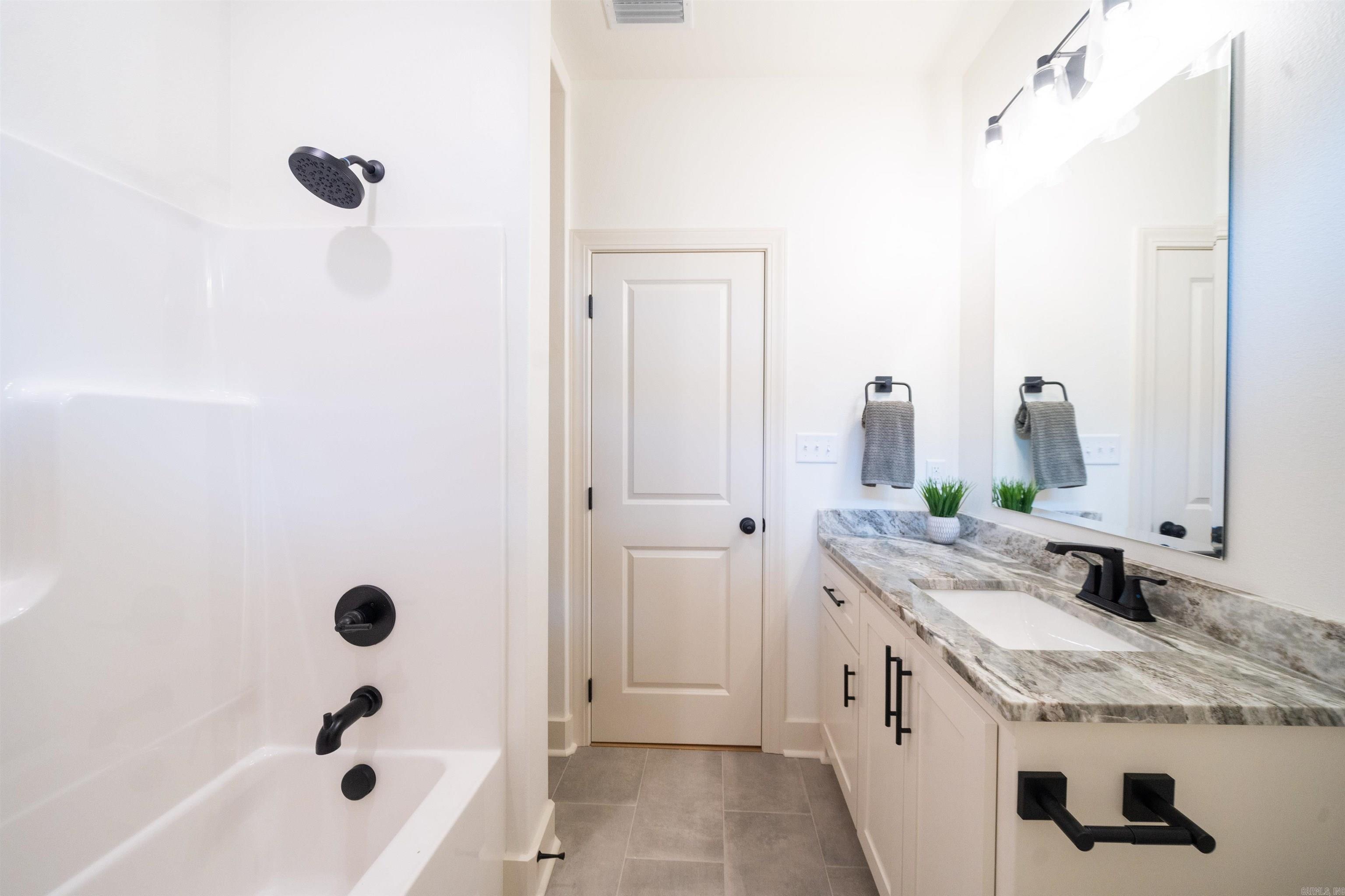 GIBRALTER HGTS - Residential