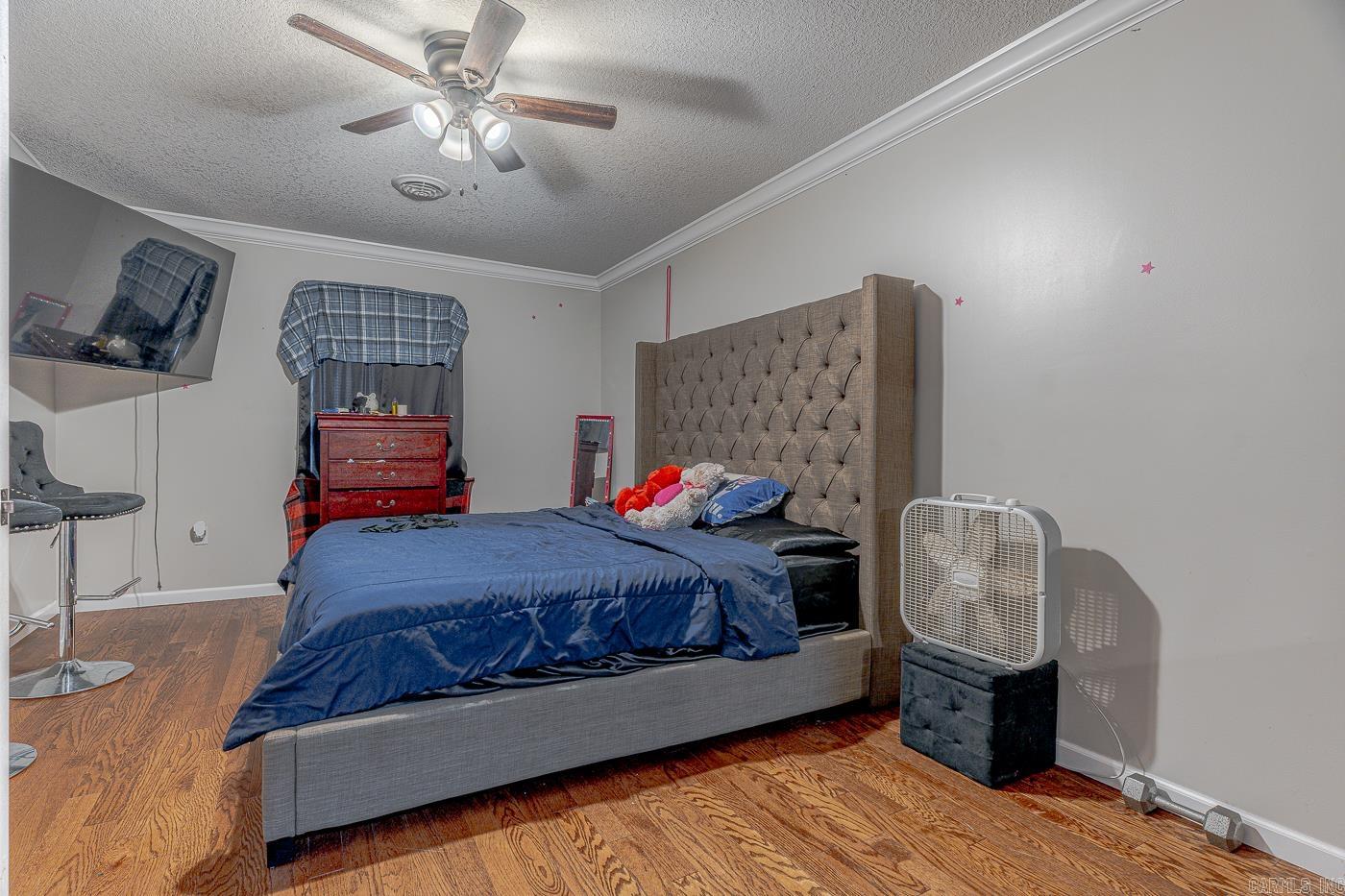 FORREST HILLS - Residential