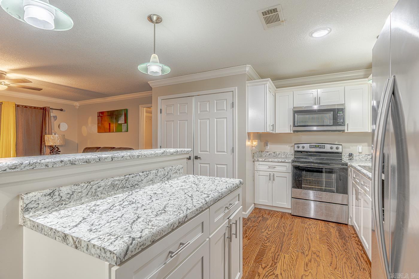 FORREST HILLS - Residential