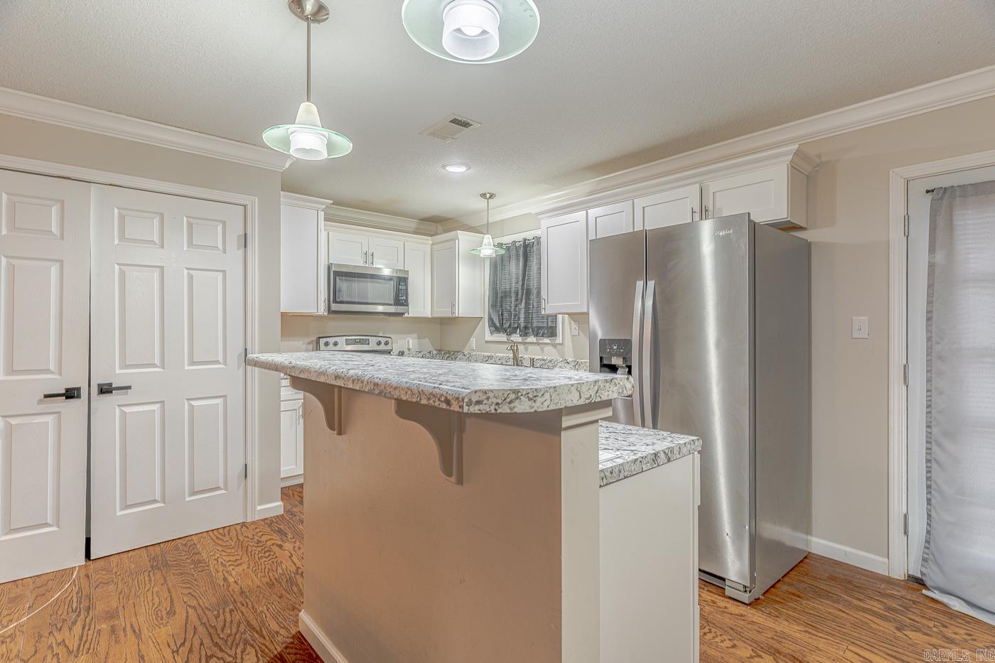 FORREST HILLS - Residential