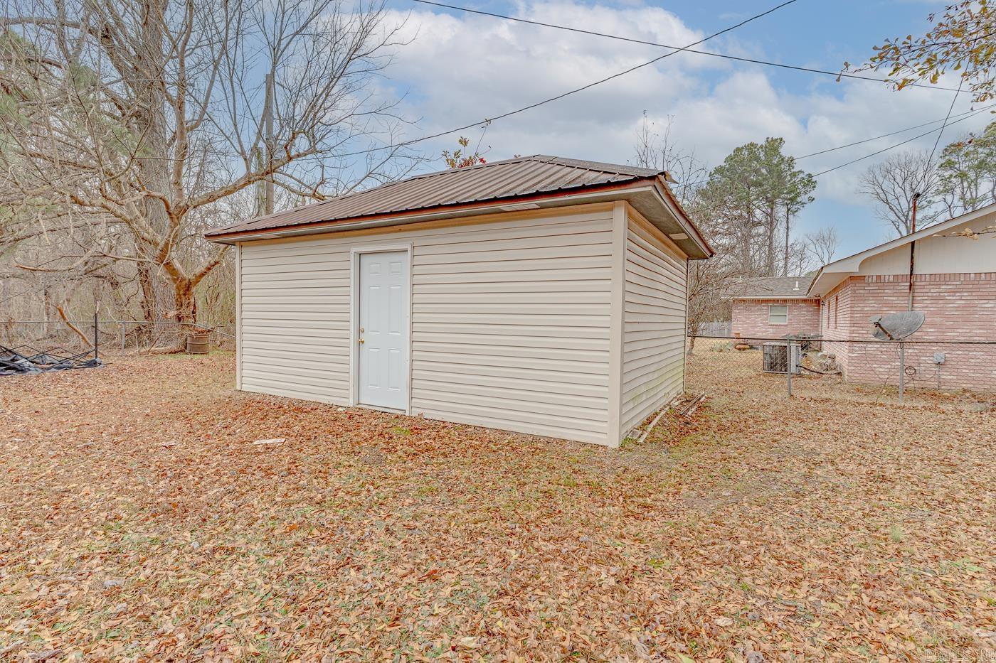 FORREST HILLS - Residential