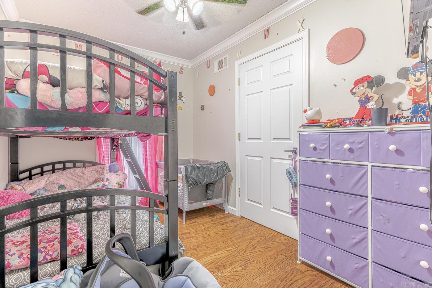 FORREST HILLS - Residential