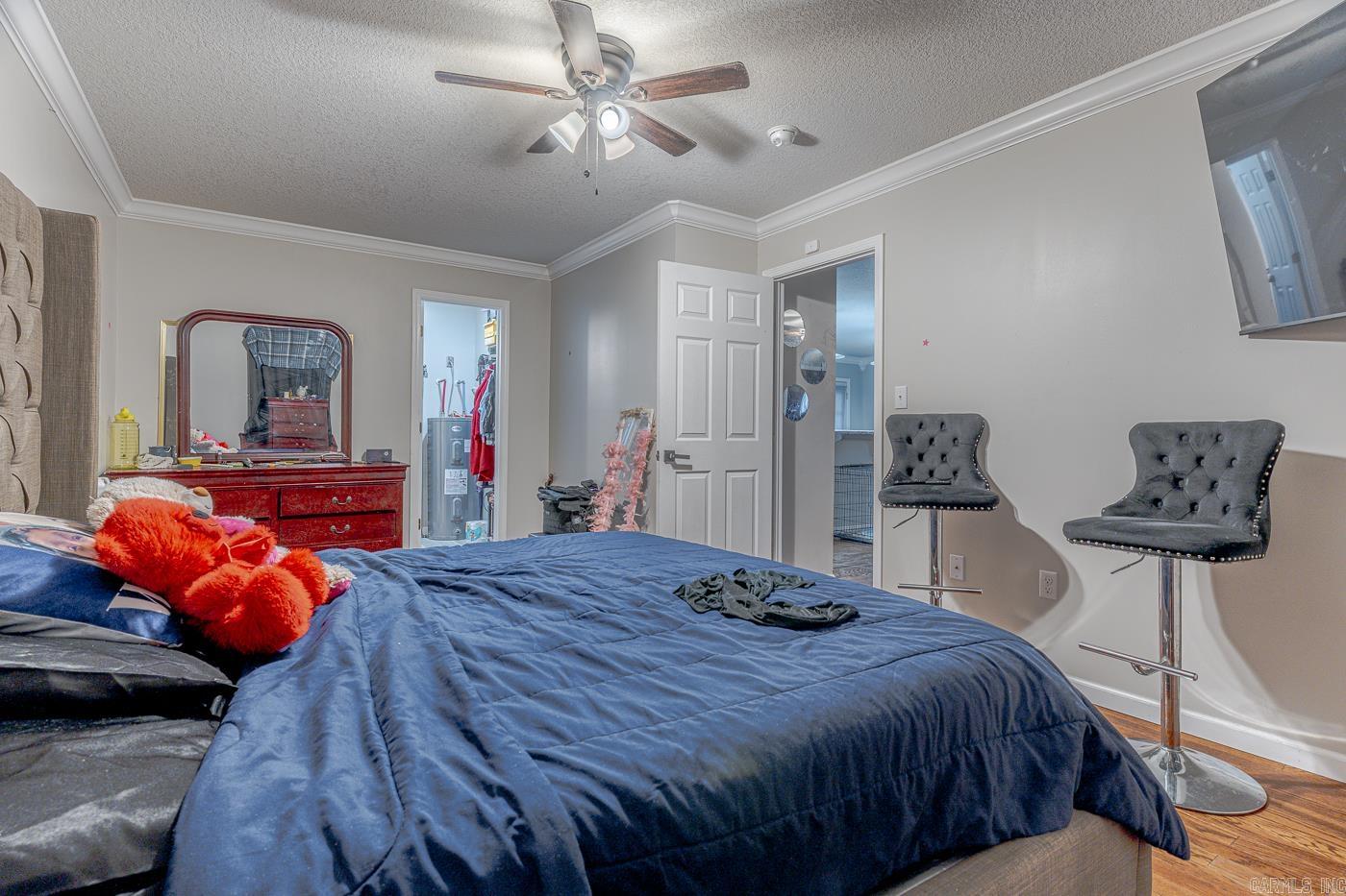 FORREST HILLS - Residential