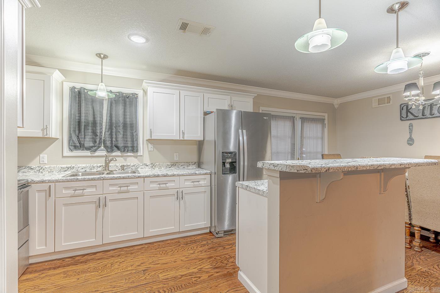 FORREST HILLS - Residential