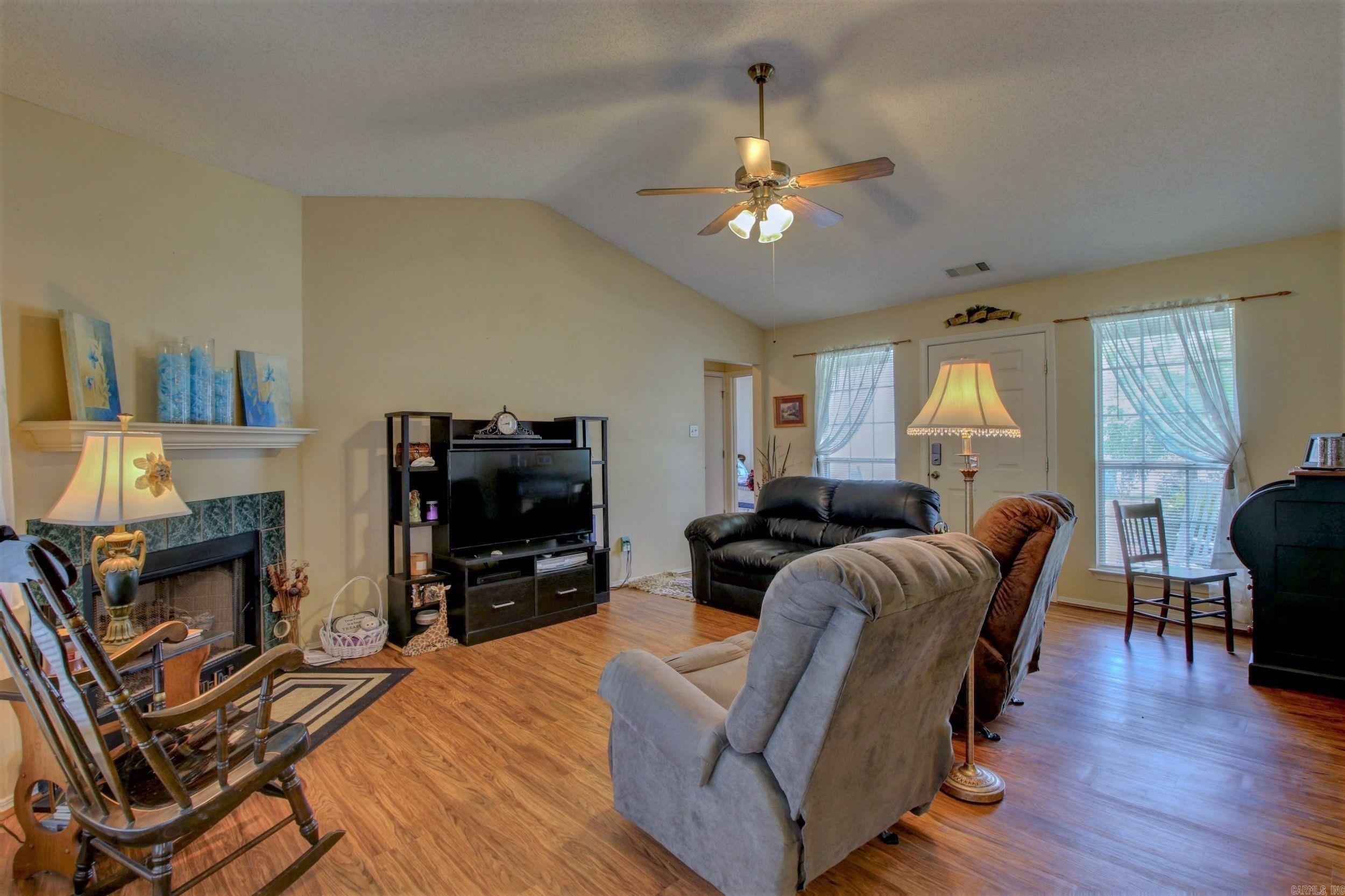 MEADOW RIDGE ADDN - Residential