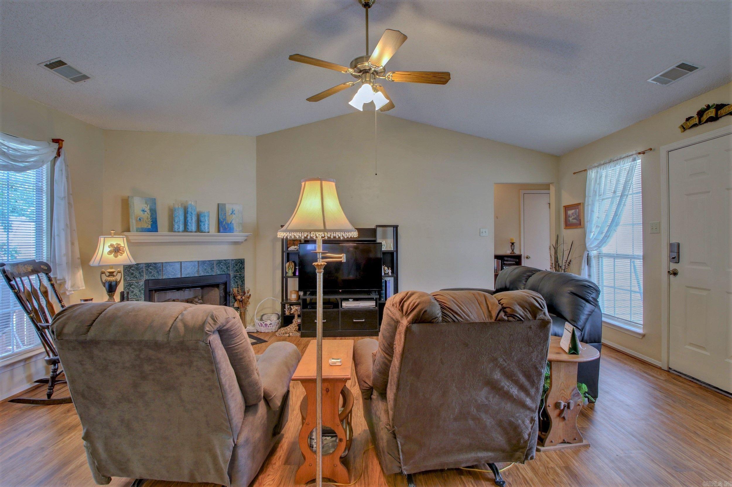 MEADOW RIDGE ADDN - Residential