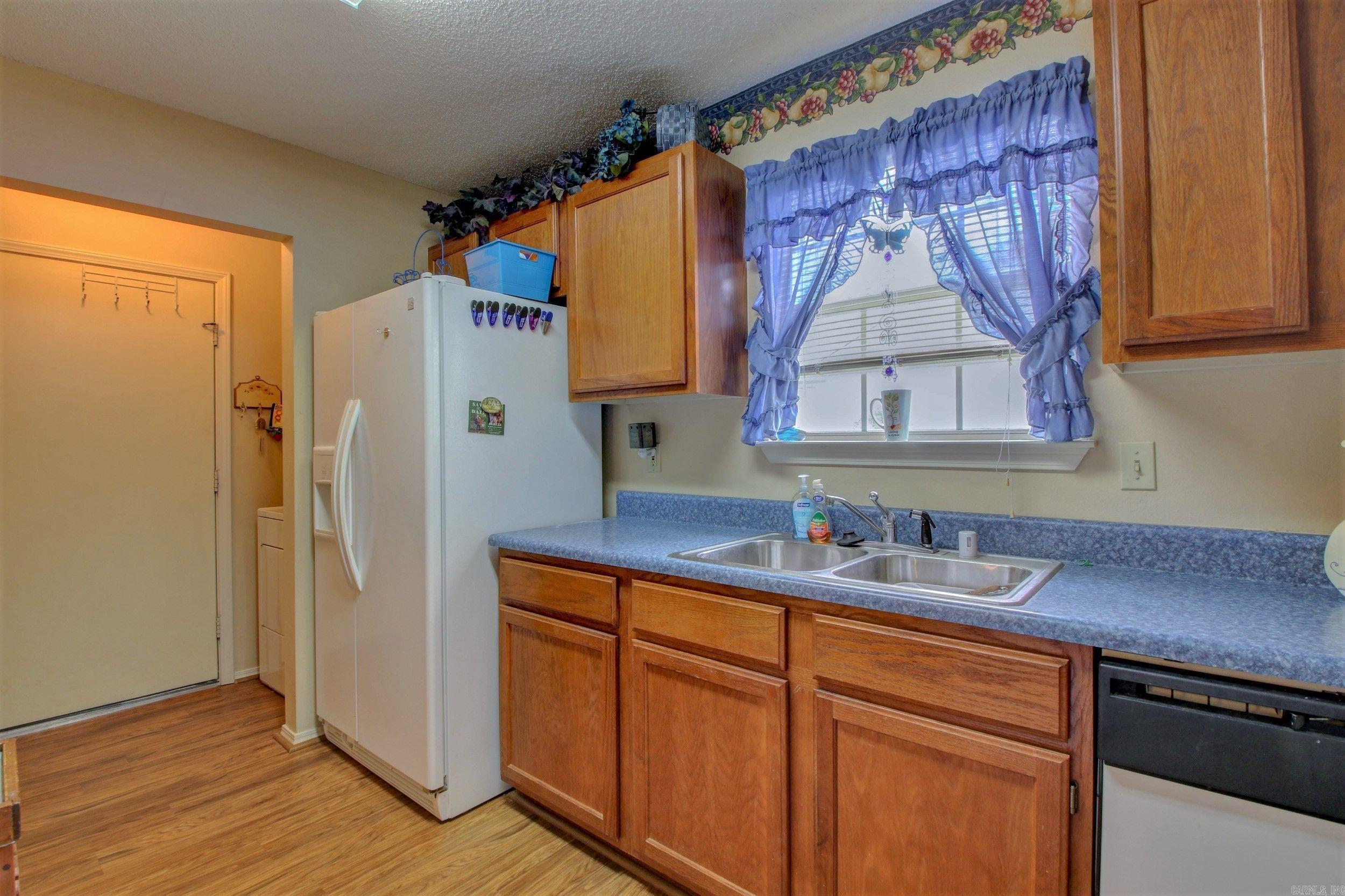 MEADOW RIDGE ADDN - Residential