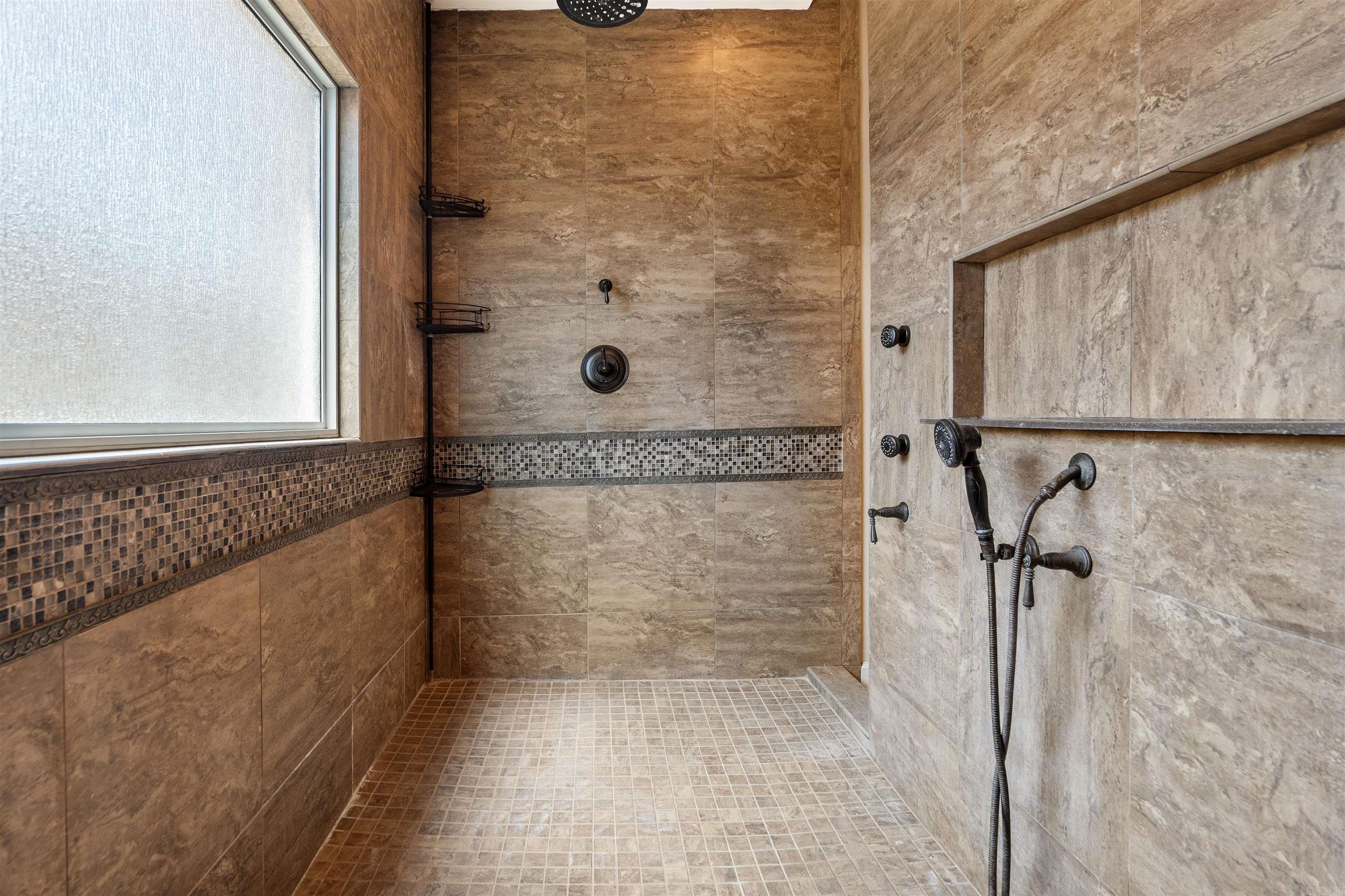 Ridgepointe Country Club - Residential