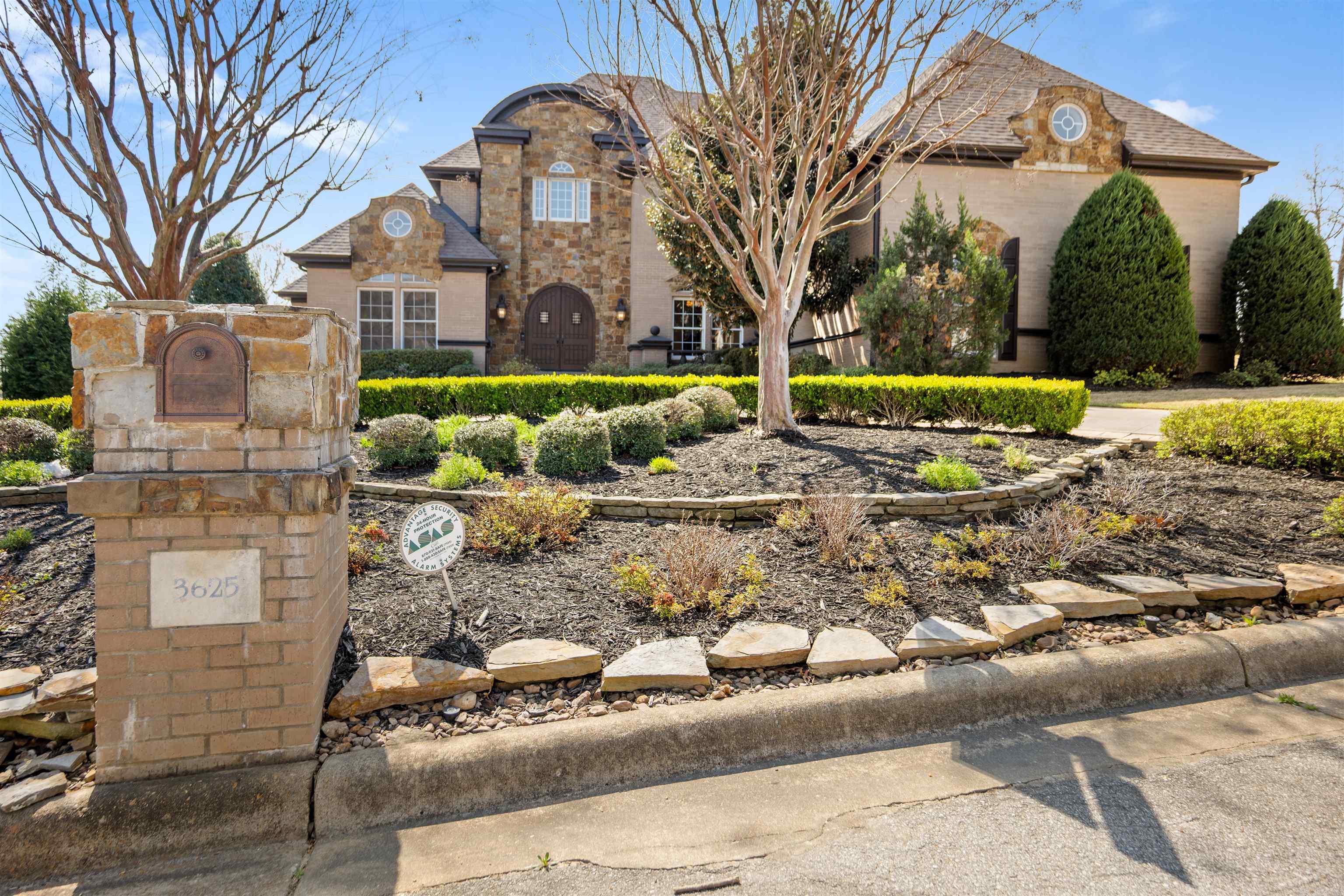 Ridgepointe Country Club - Residential