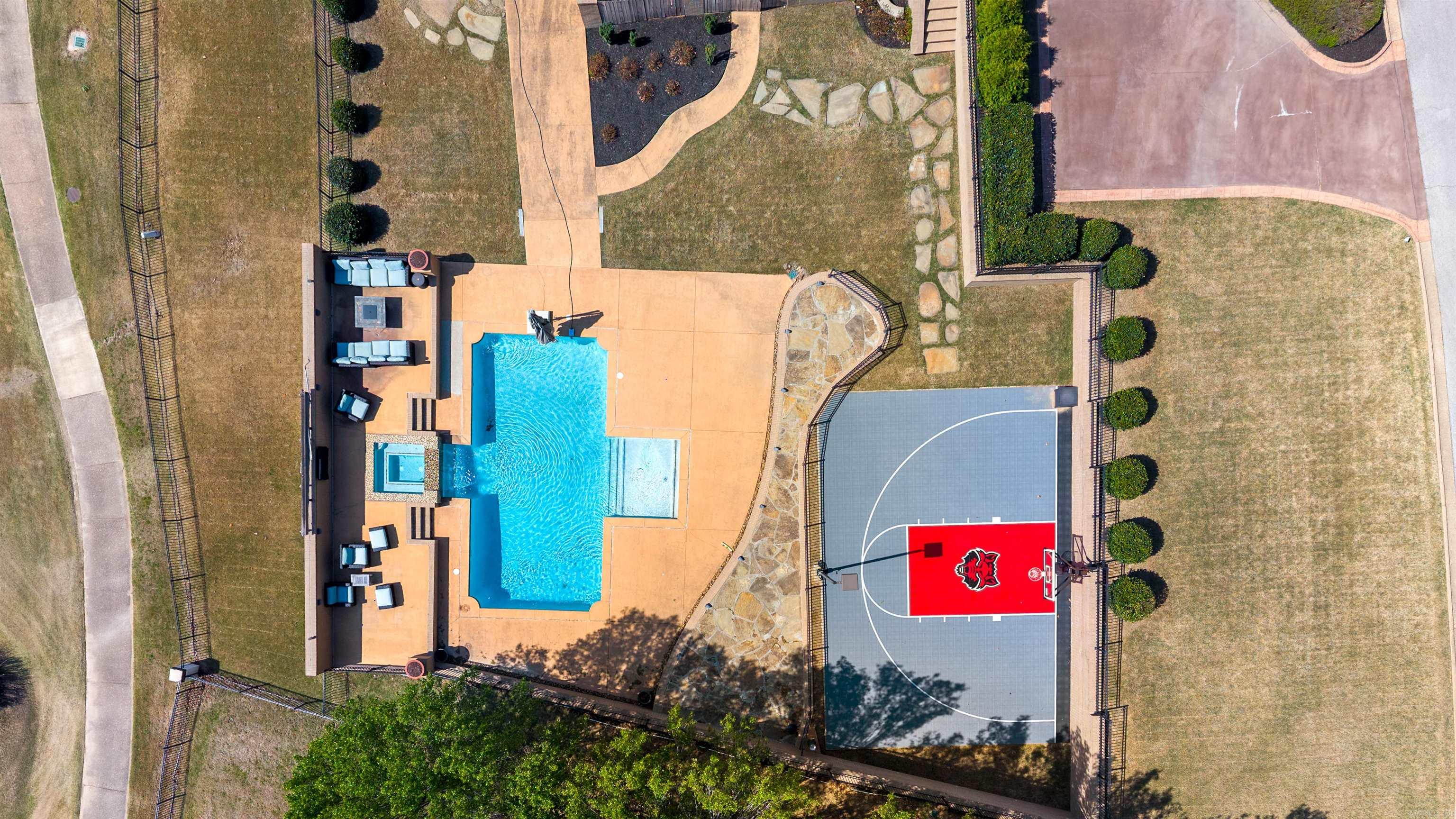 Ridgepointe Country Club - Residential