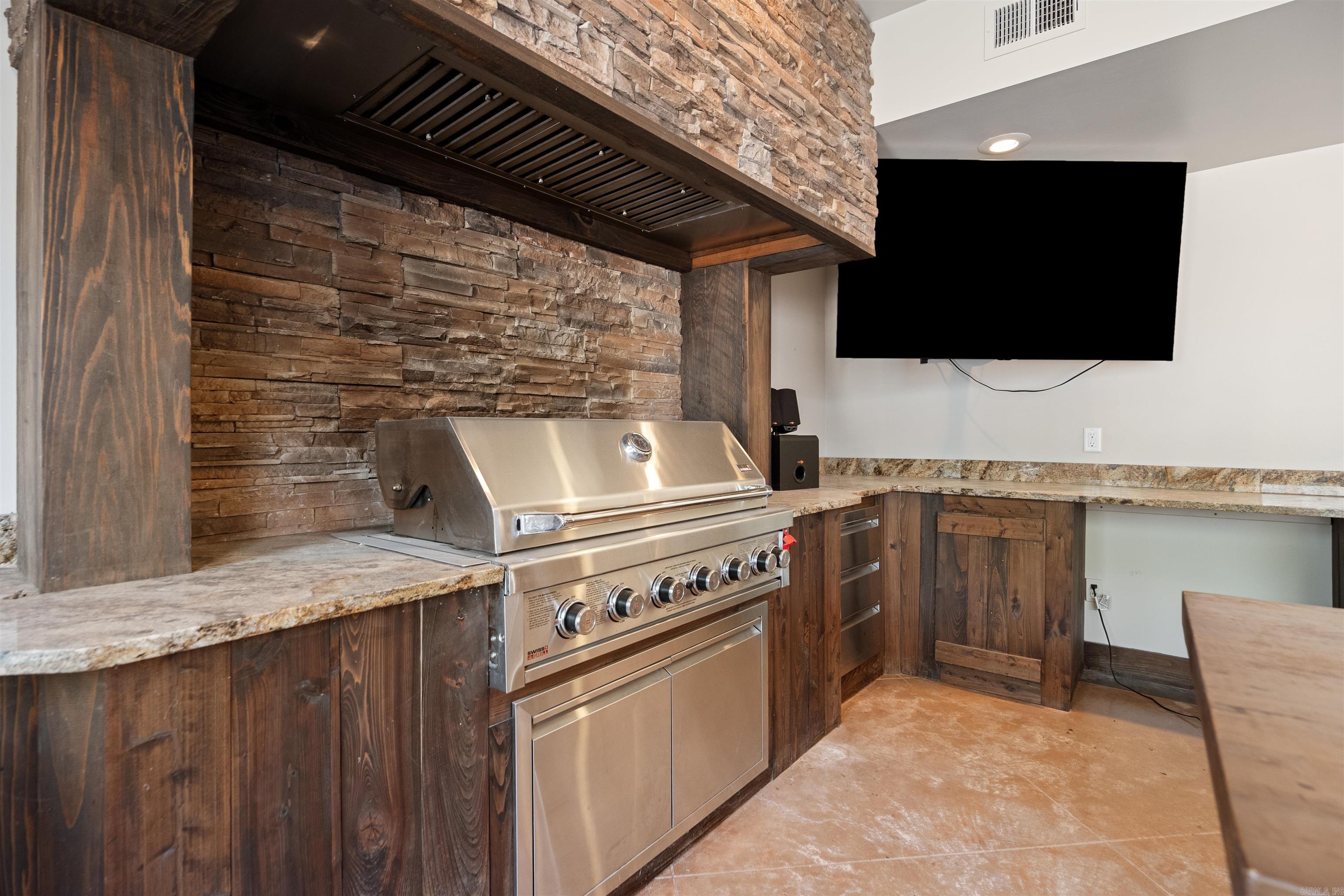 Ridgepointe Country Club - Residential