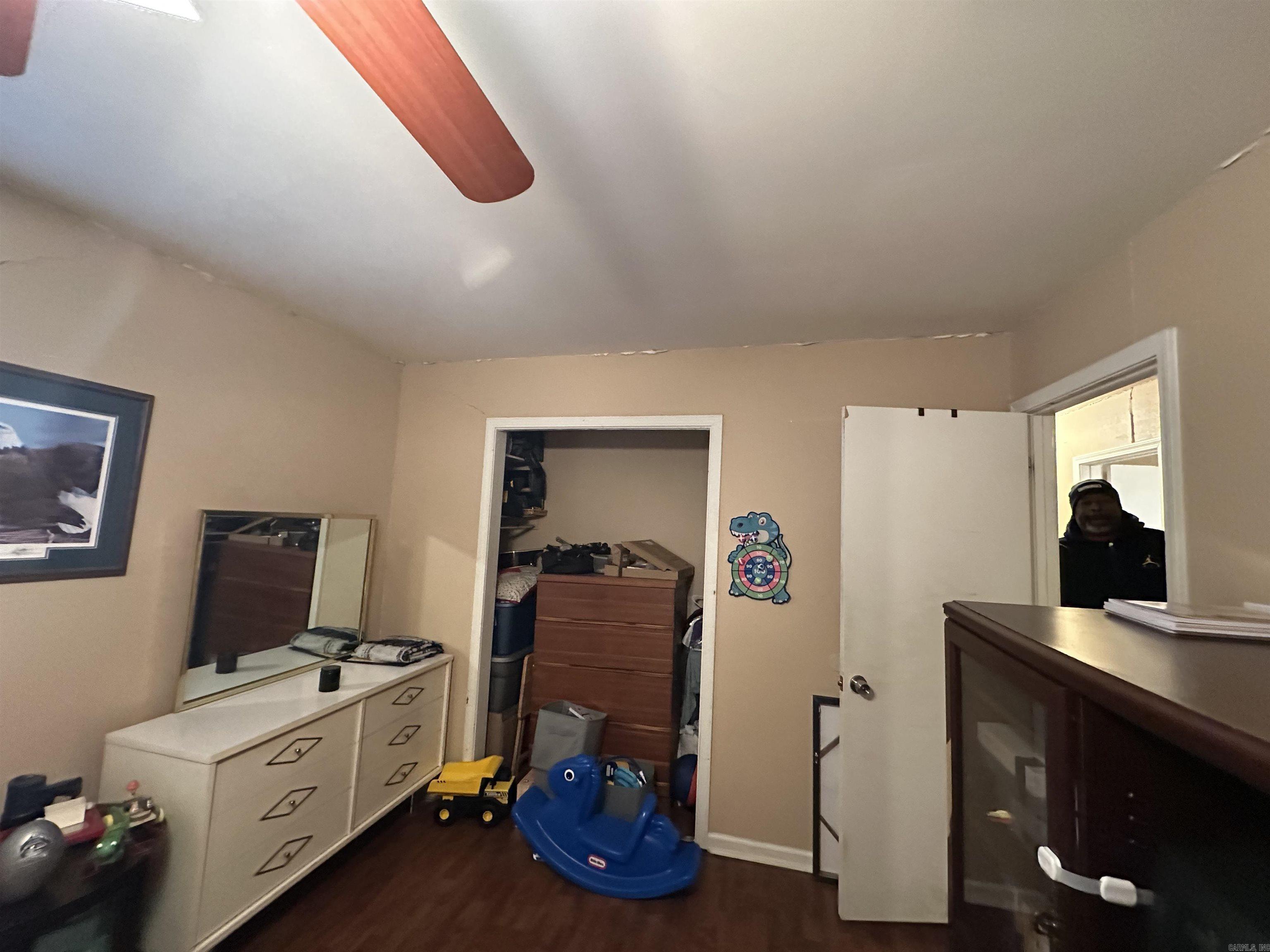 MEADOWLARK - Residential