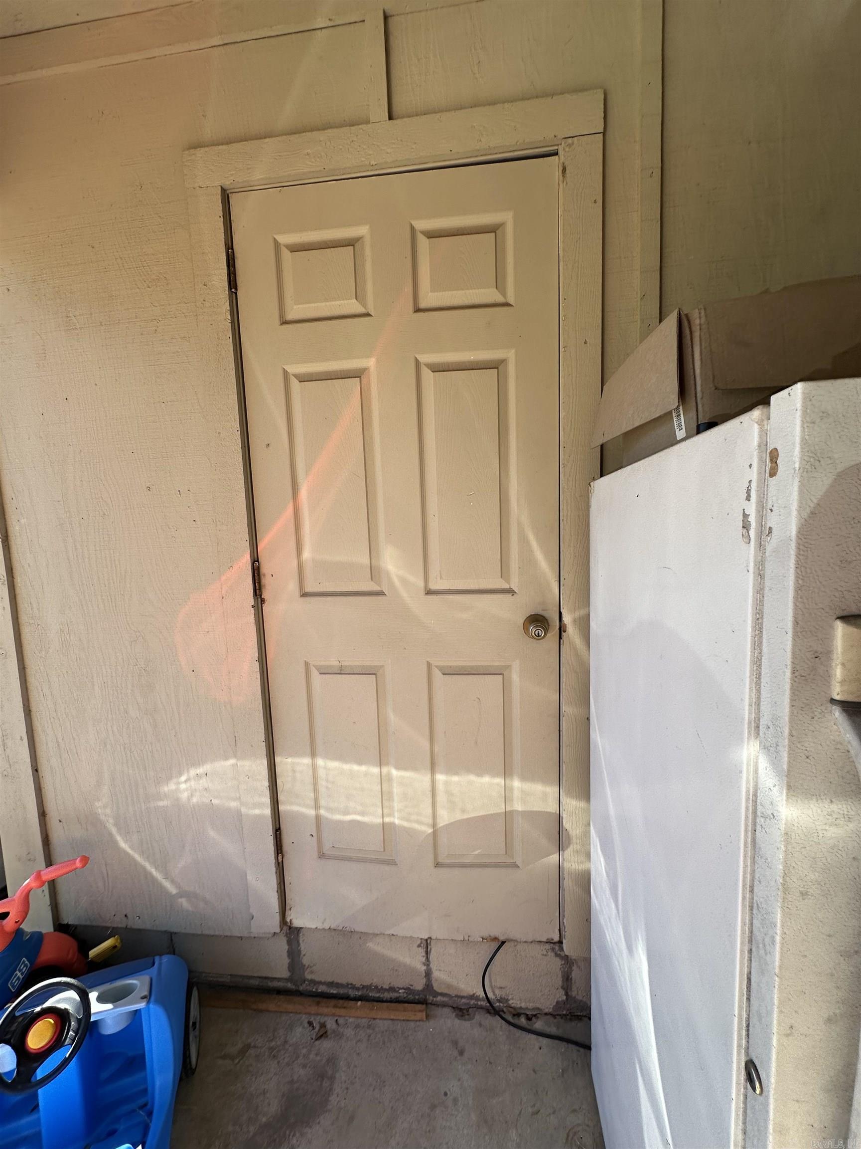 MEADOWLARK - Residential