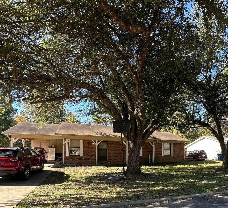 Welcome to a charming home nestled in a well-established neighborhood! Bursting with potential, this property offers a roomy layout, mature trees, and a warm community feel that buyers love. With plenty of space to update and personalize, it’s an ideal opportunity for anyone looking to create their dream home or add value with thoughtful improvements. Enjoy the character of an older neighborhood while shaping a home that’s perfectly your own. Come explore all the possibilities waiting for you!