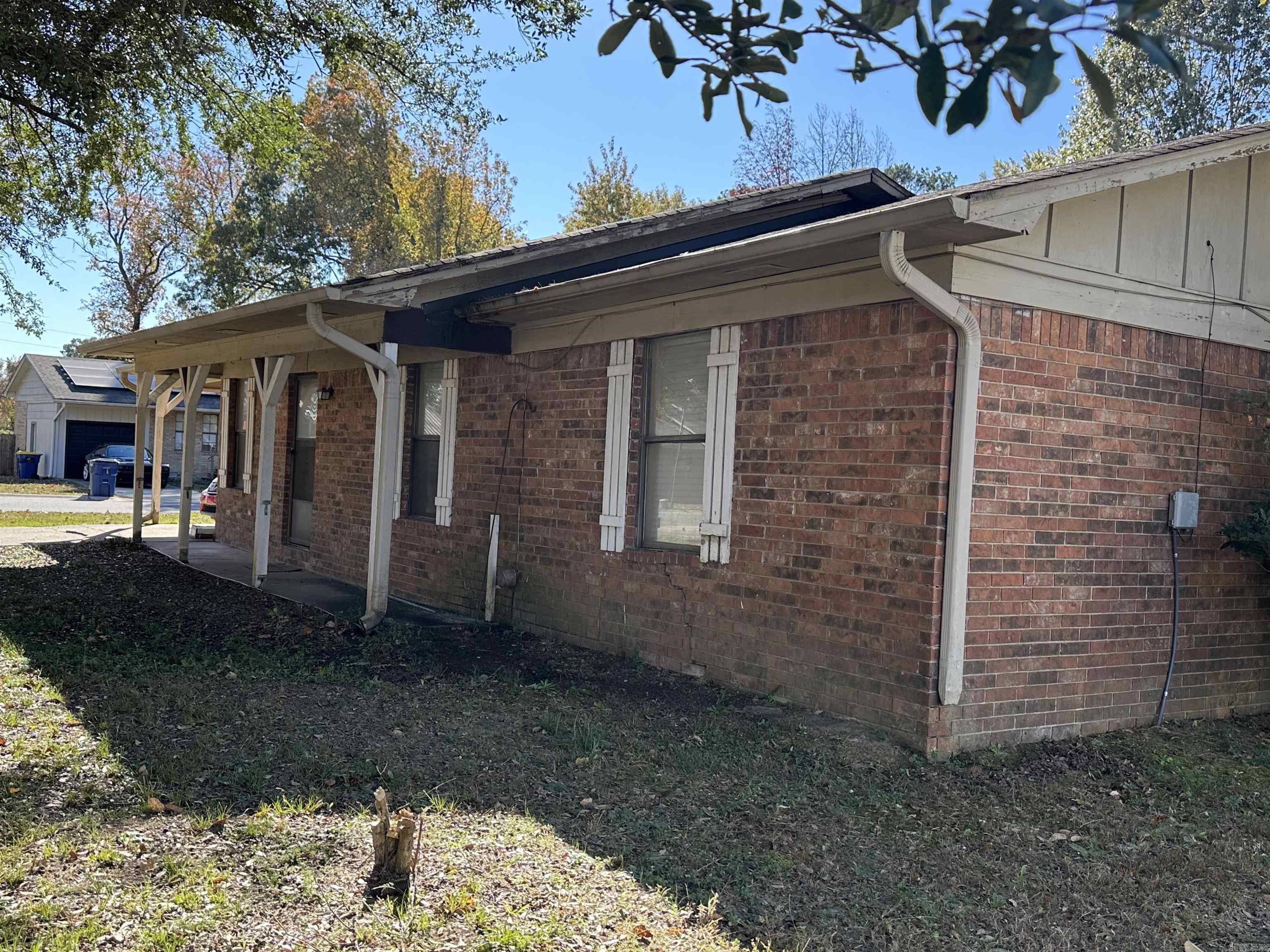 MEADOWLARK - Residential