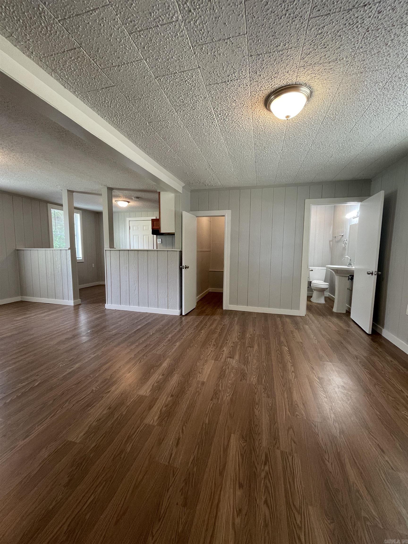 Laskers - Residential Lease