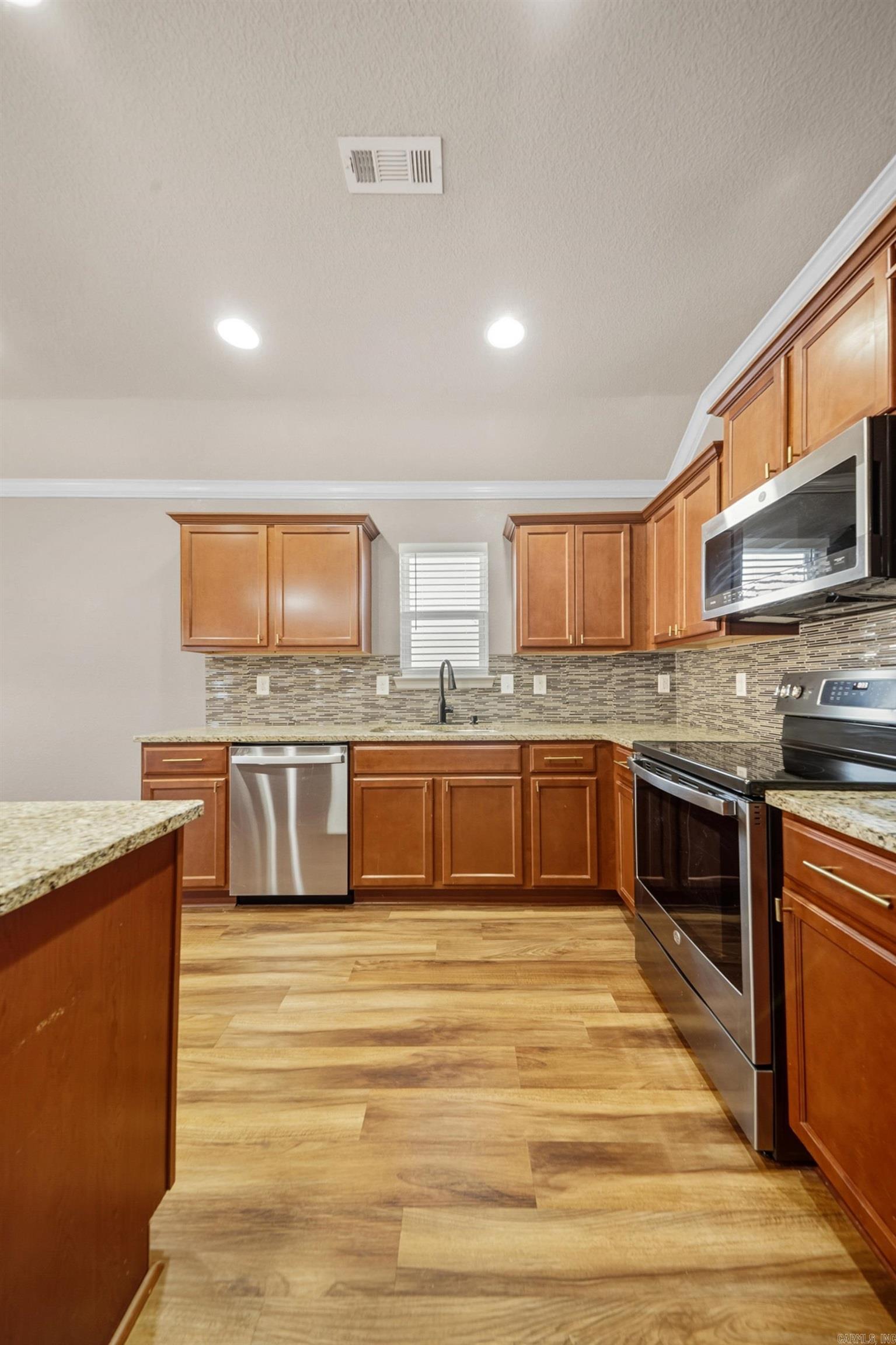 BENT TREE ESTATES - Residential