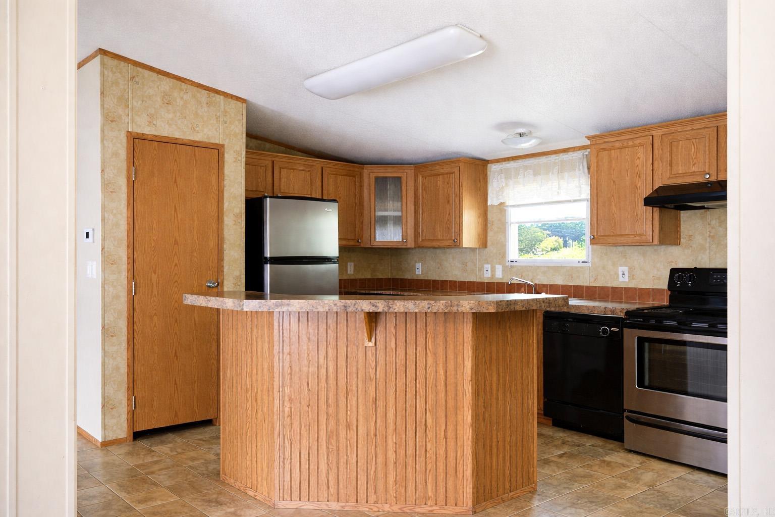 CHAPARRAL ESTATES - Residential