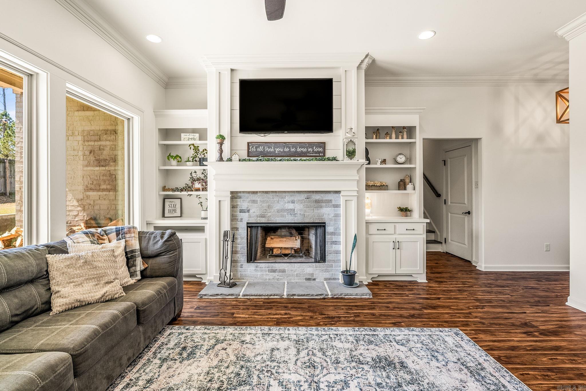 THE MAPLES - Residential