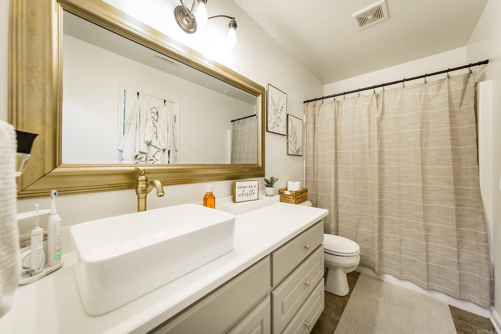 Lilly Ann - Residential