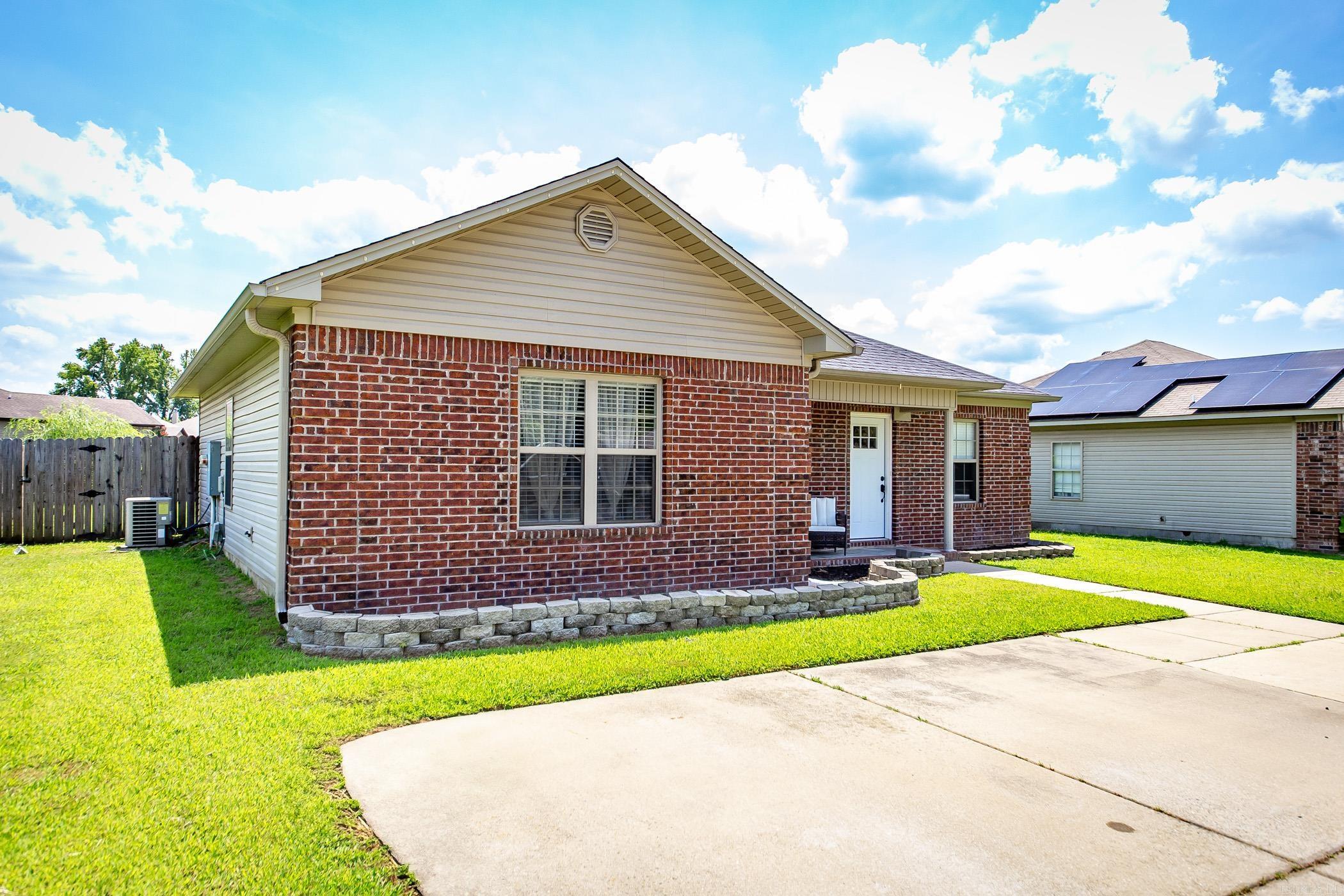 Lilly Ann - Residential